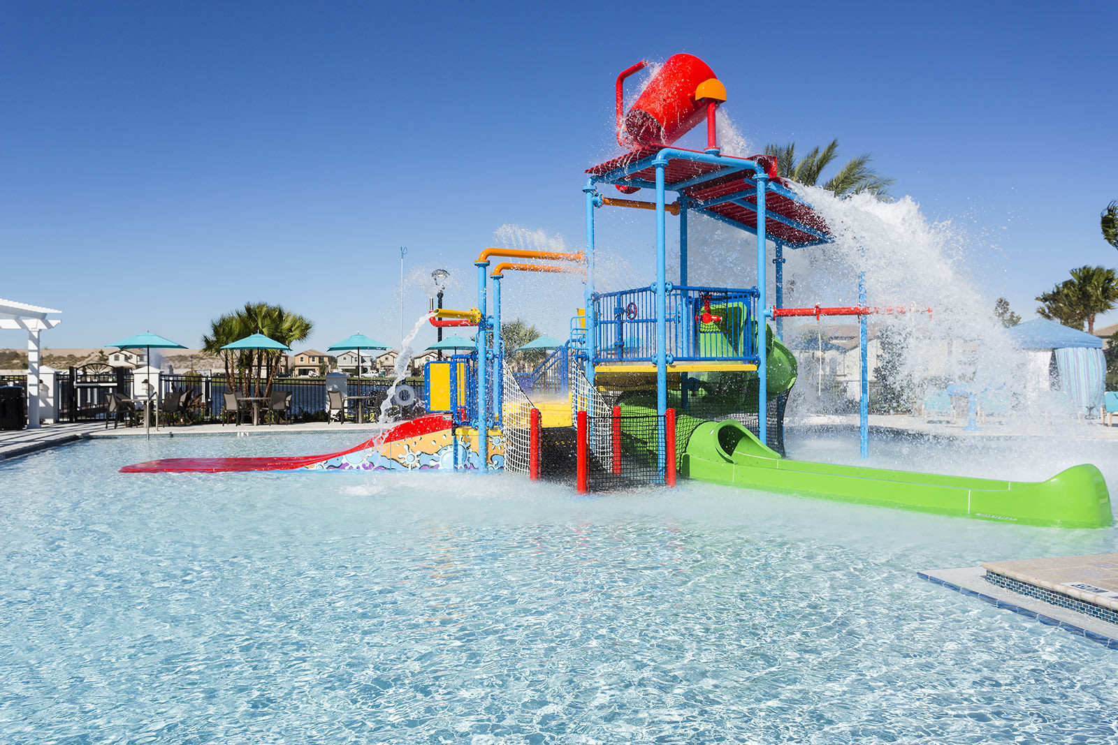 Kids will love the splash zone at the clubhouse!