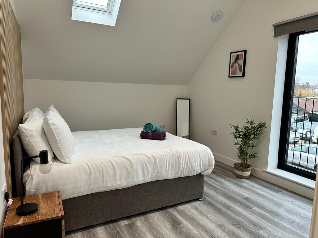 View 1 Ashbrook Margaret - luxury one bedroom property in Margaret Road 3 OX3 8NG 1 Ashbrook Margaret - luxury one bedroom property in Margaret Road 3 OX3 8NG - Property image 2 - VivreStays