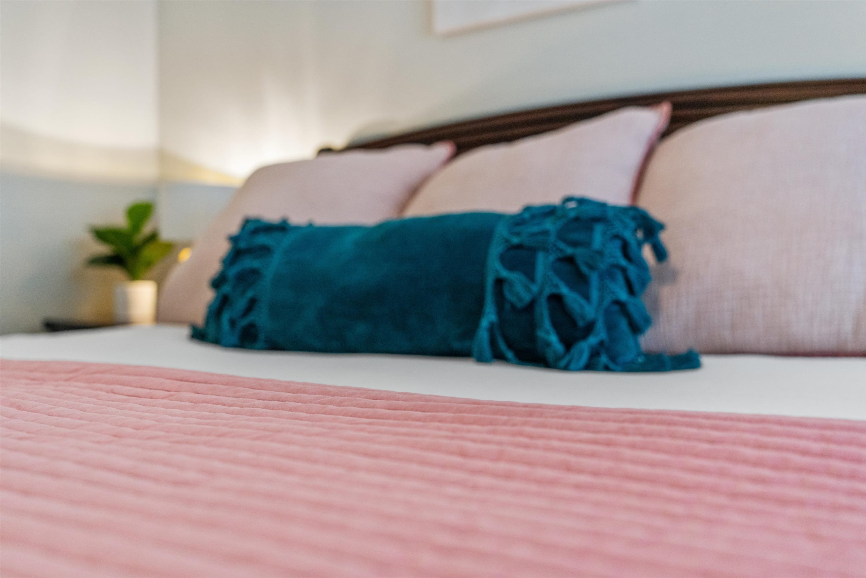Free Parking, King Bed, Chef Kitchen | The Cottage