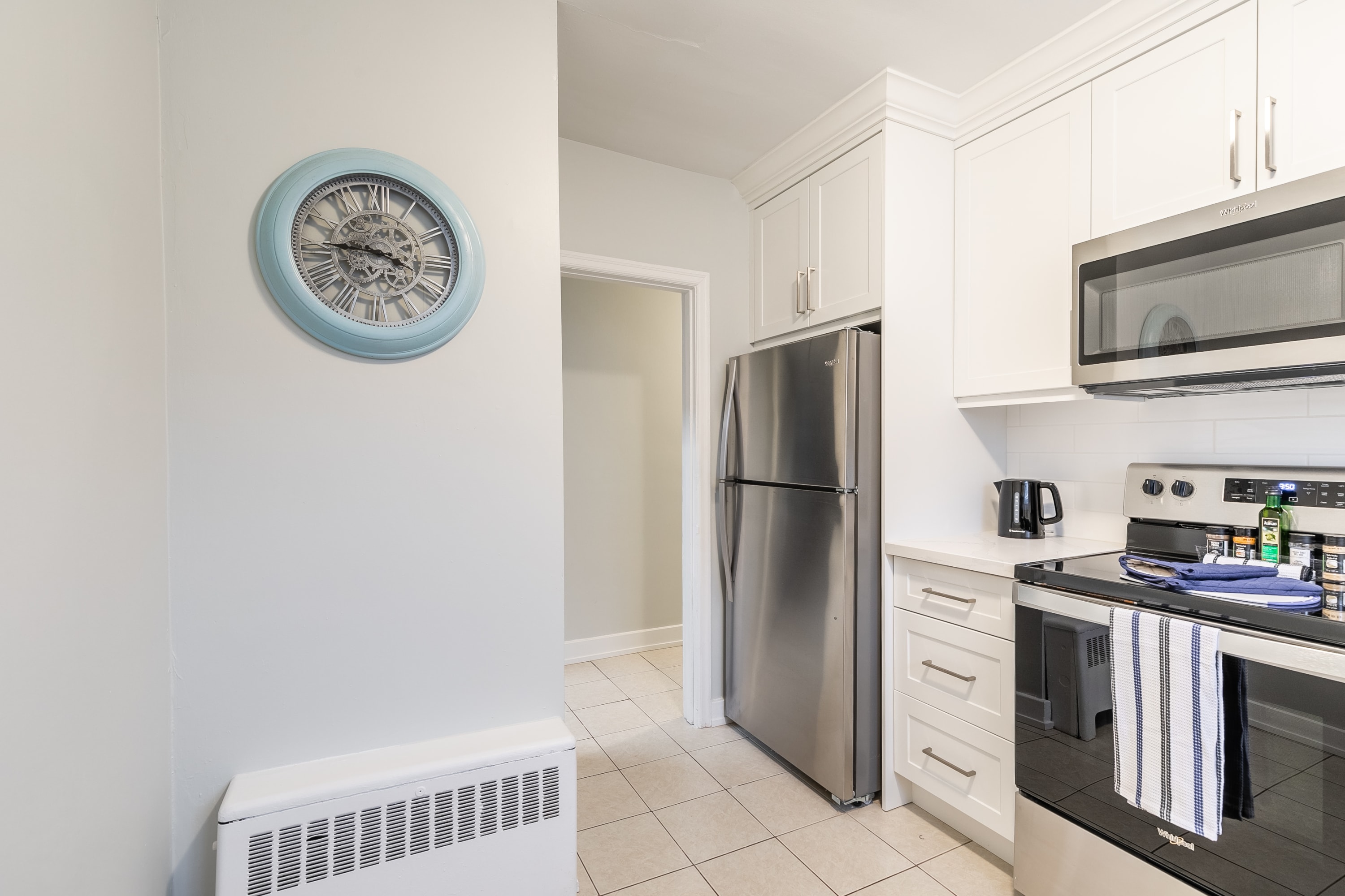 Modern Apartment in Corktown Hamilton Sleeps 4 | Photo 9