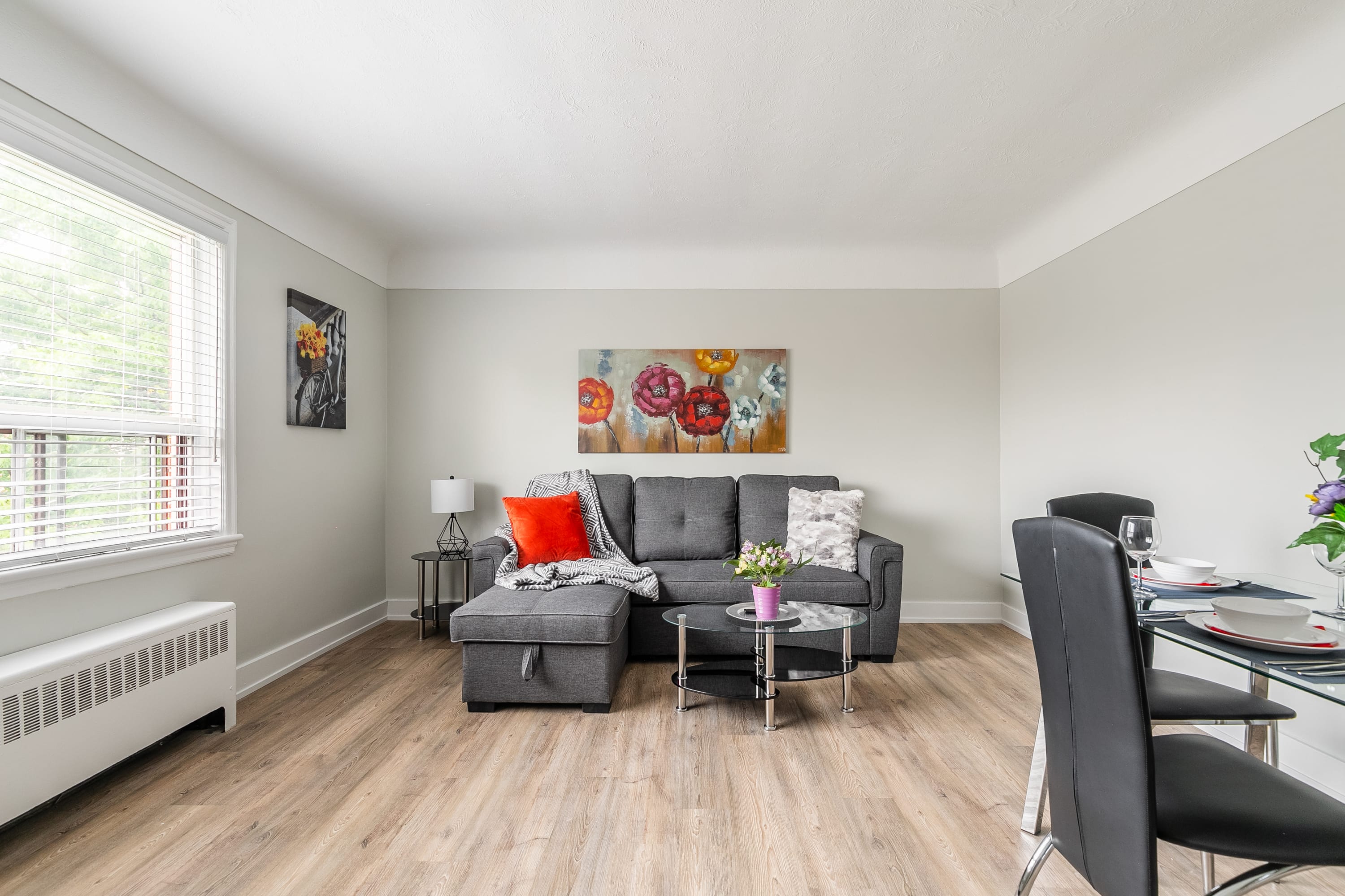 Modern Apartment in Corktown Hamilton Sleeps 4 | Photo 9