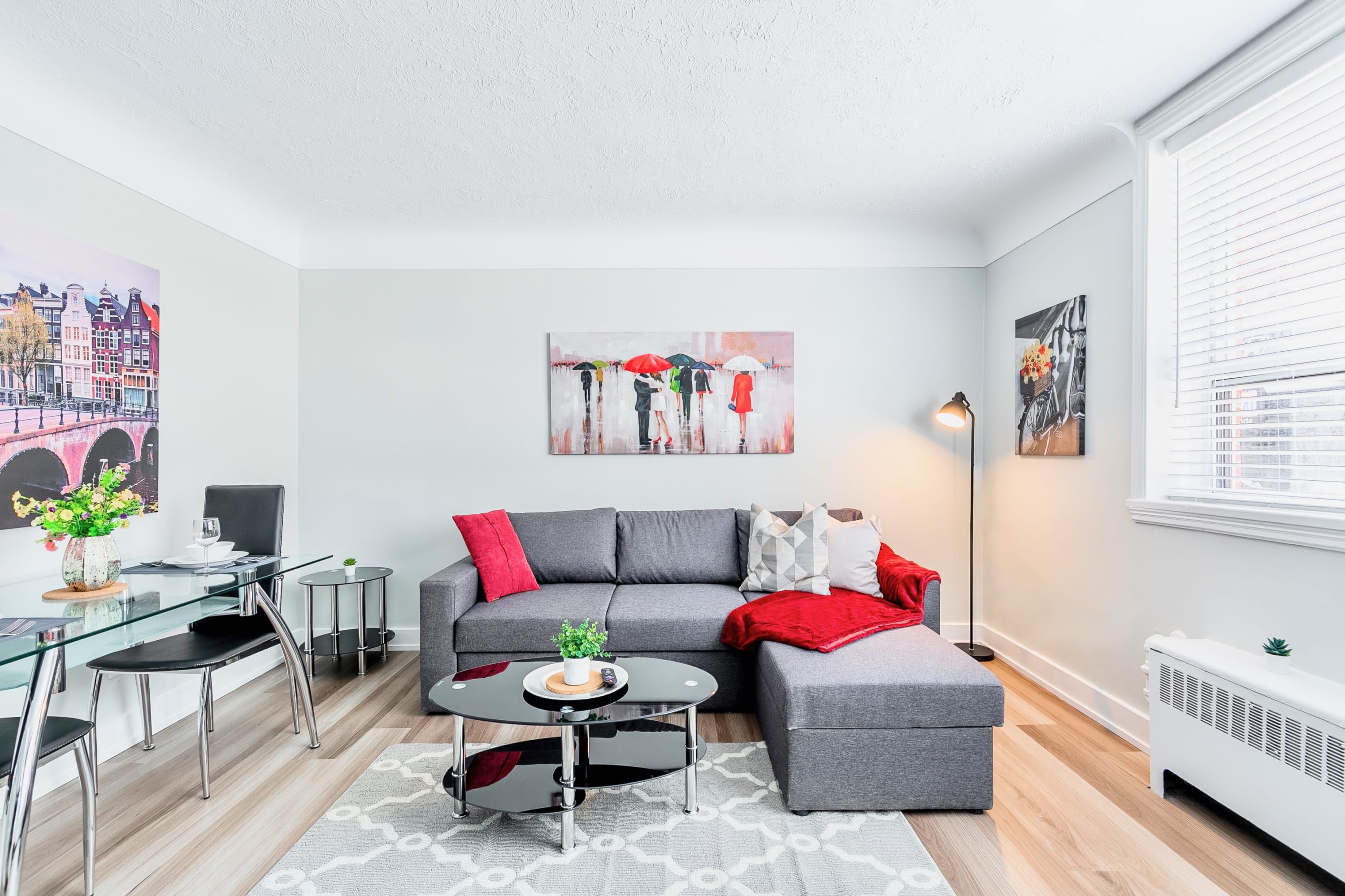 Modern Apartment in Corktown Hamilton Sleeps 4 | Photo 2