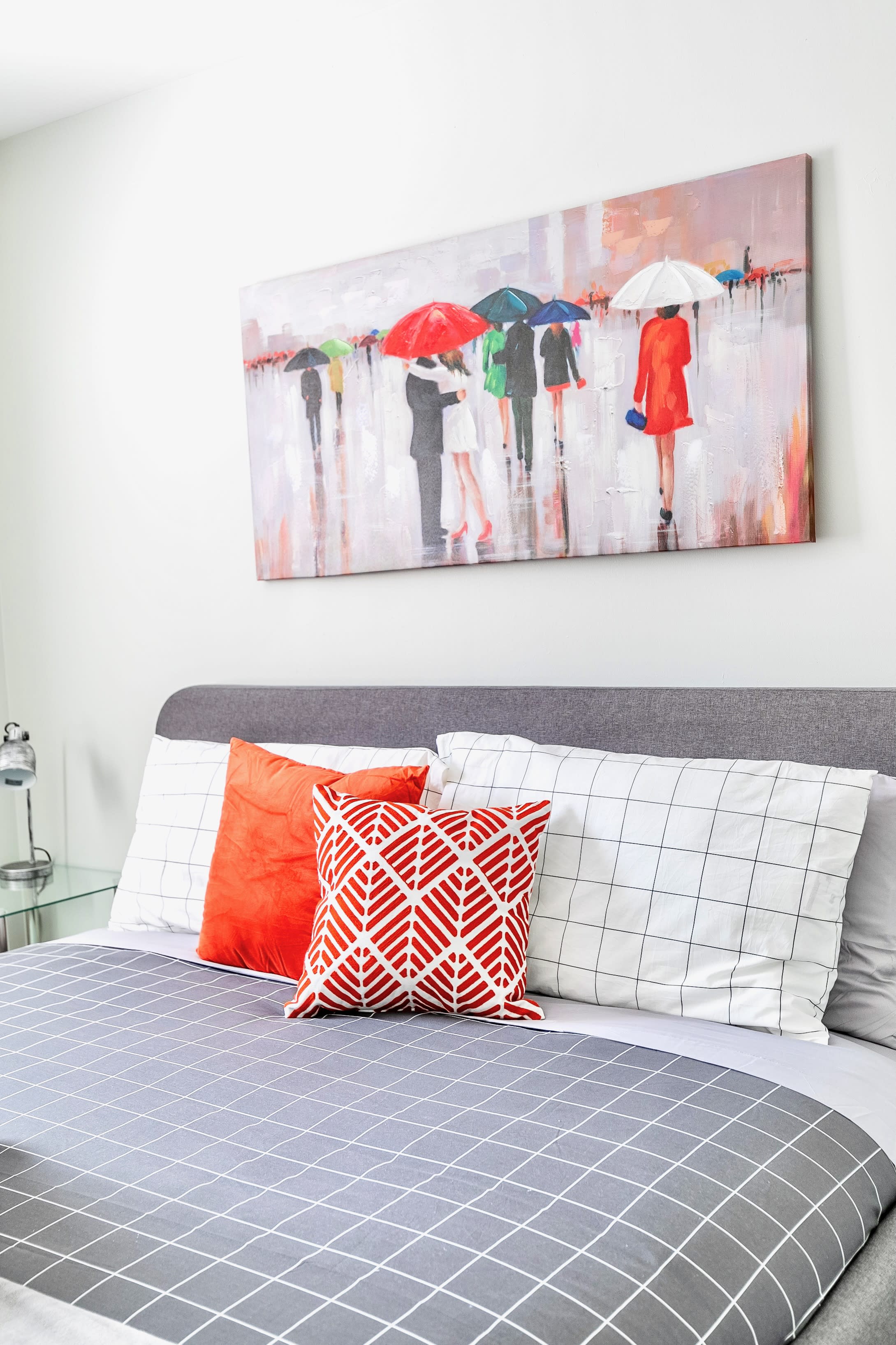 Modern Apartment in Corktown Hamilton Sleeps 4 | Photo 18