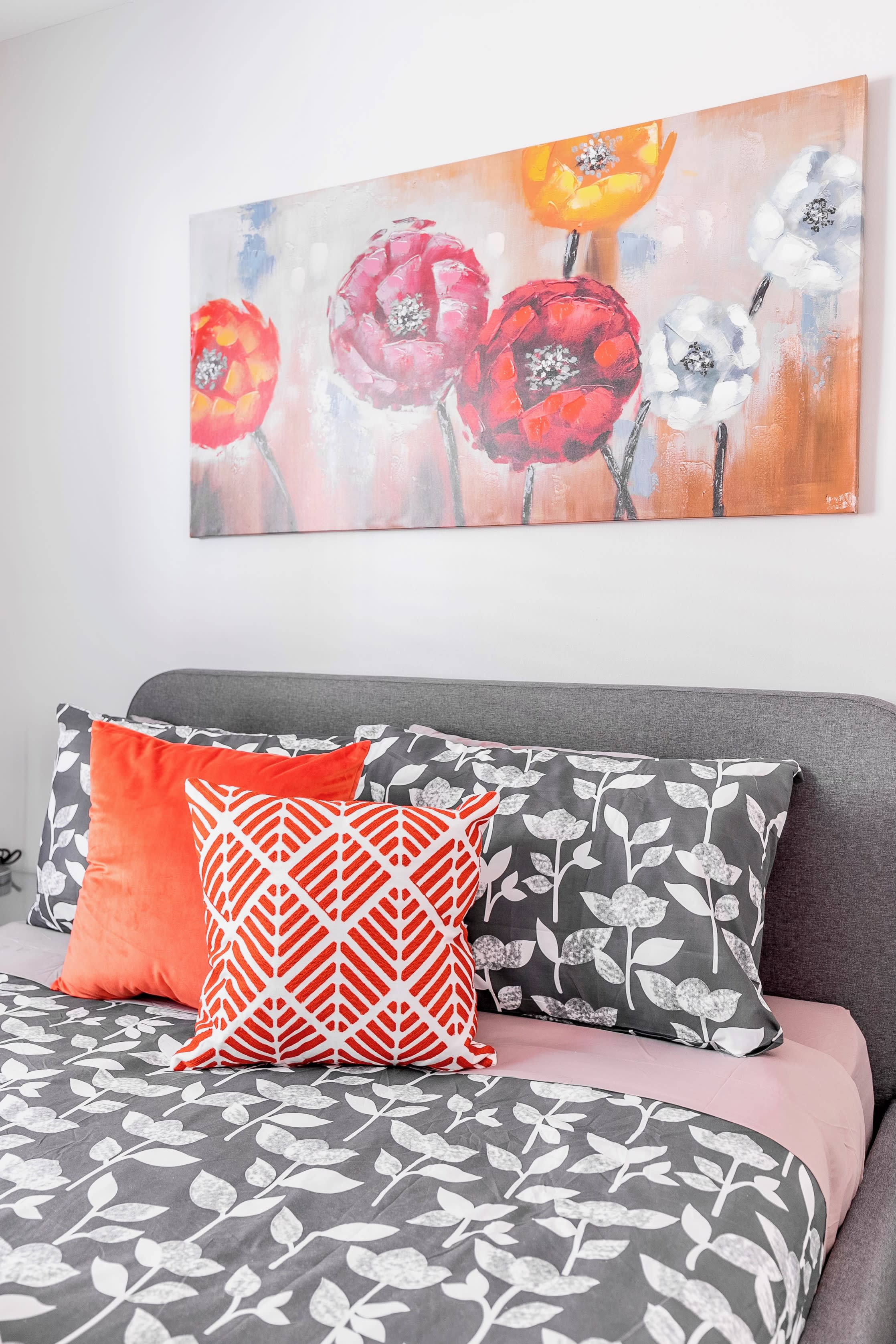 Modern Apartment in Corktown Hamilton Sleeps 4 | Photo 19