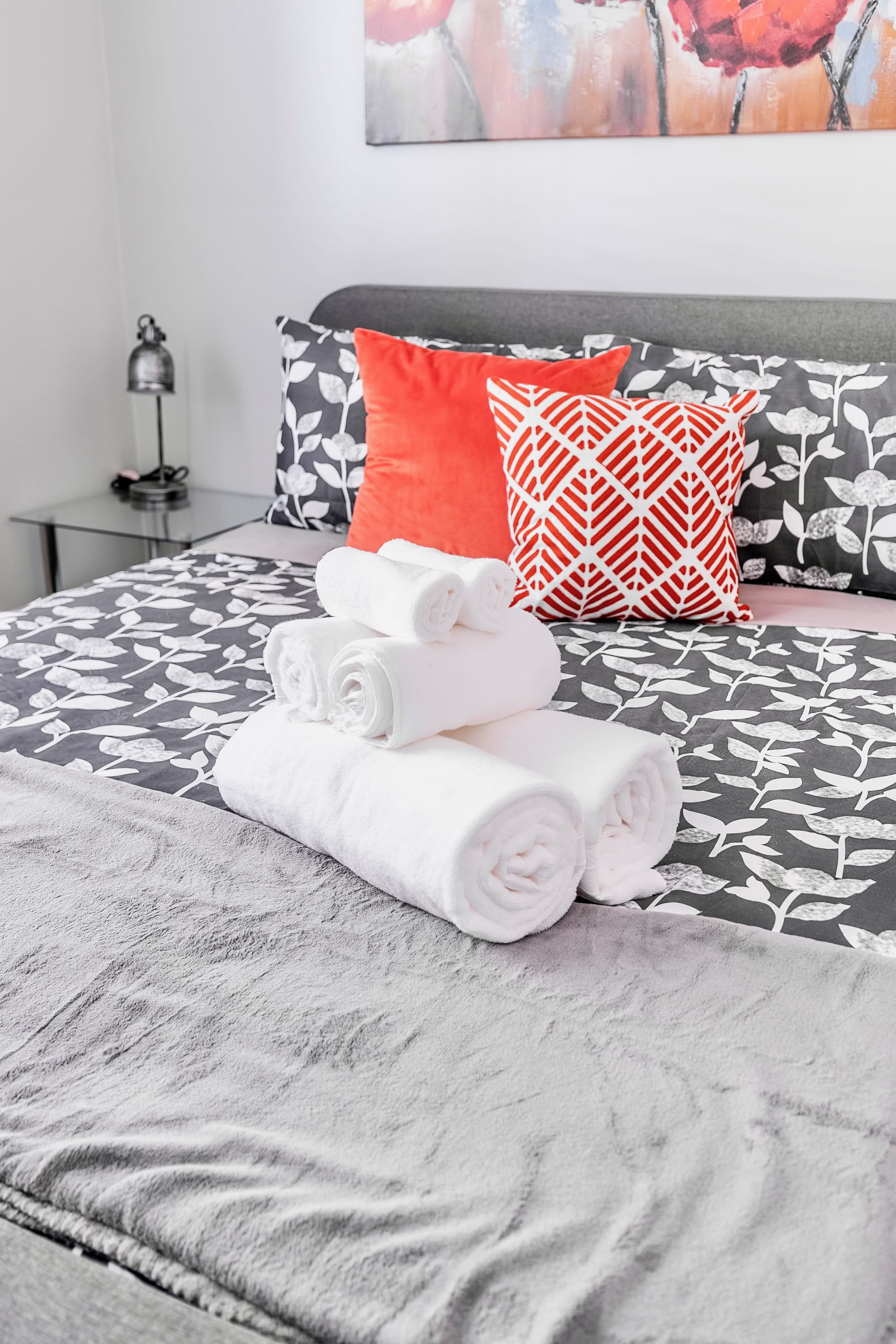 Modern Apartment in Corktown Hamilton Sleeps 4 | Photo 20