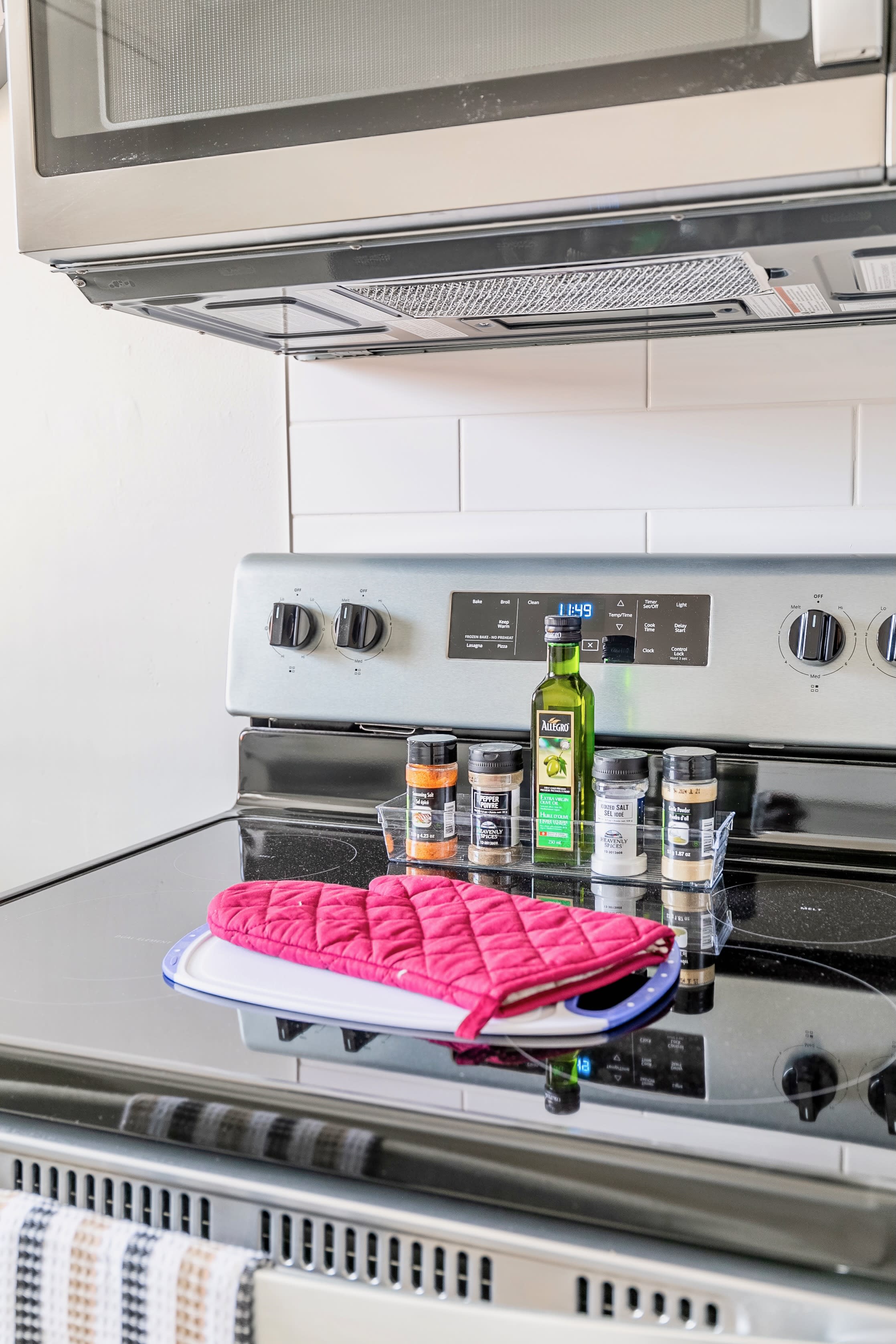 Modern Apartment in Corktown Hamilton Sleeps 4 | Photo 15