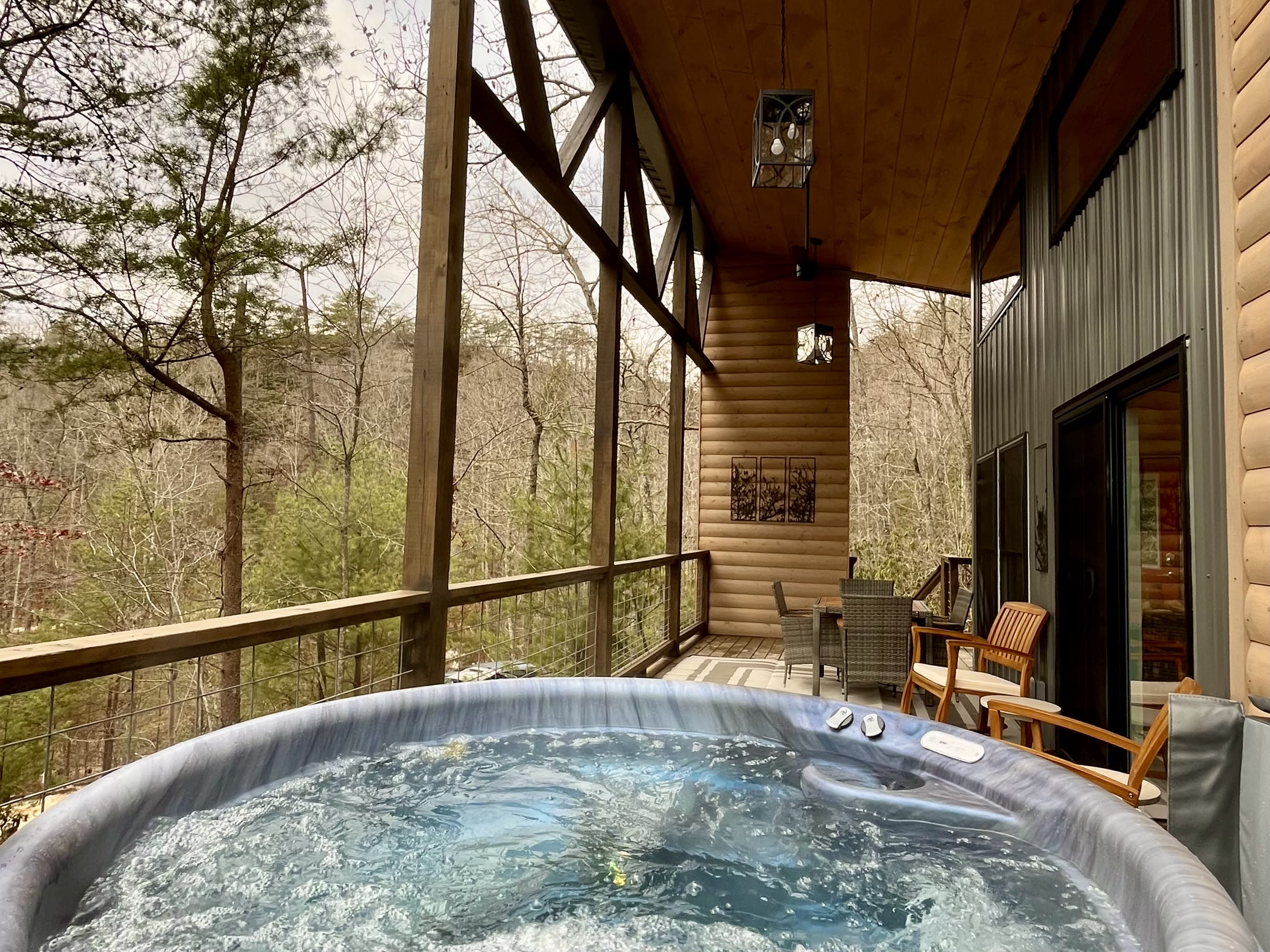 Whispering Woods • Modern Cabin w/ HOT TUB — Stanton, KY — vacation rental