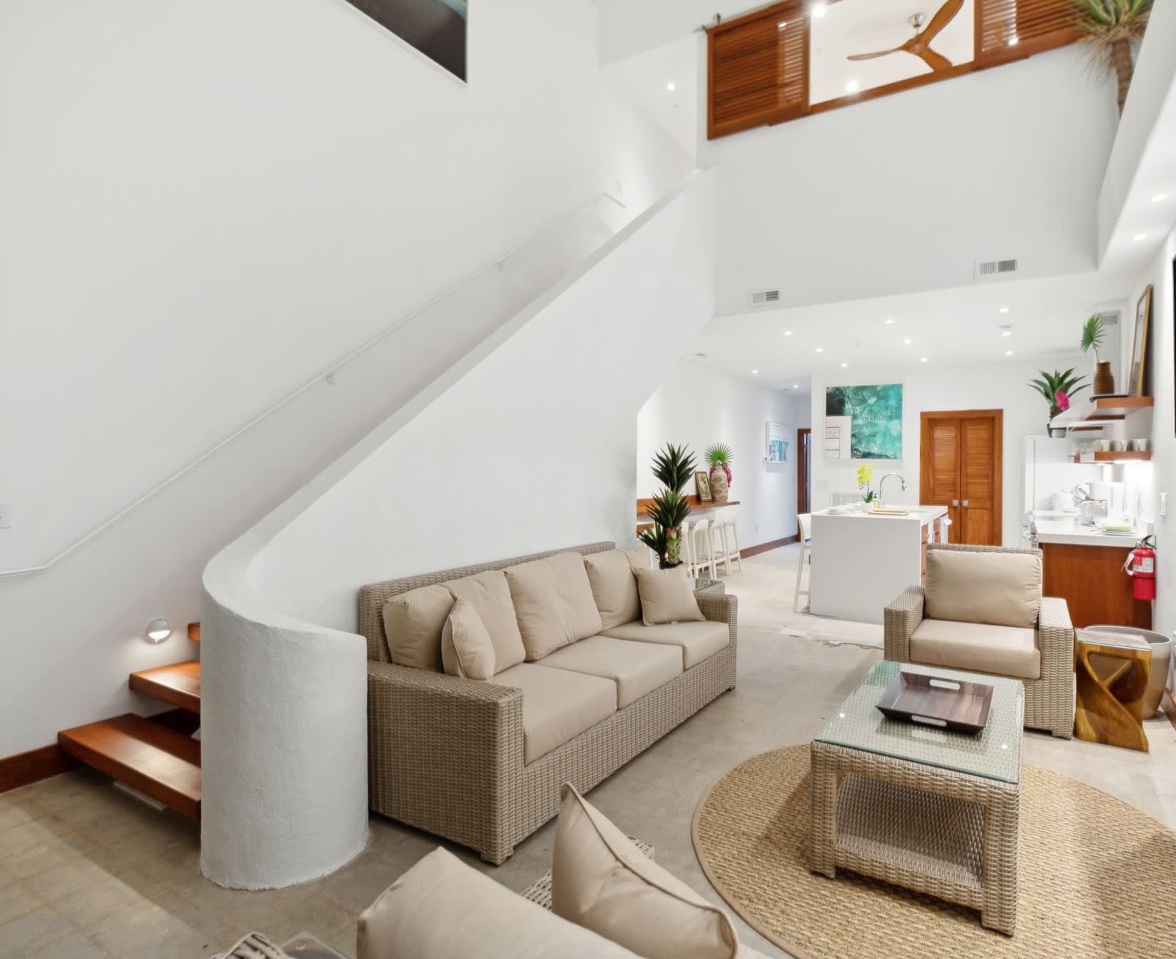Vacation Villa 5 mins to King St- ‘The Queen Palm’ — Charleston, SC — vacation rental