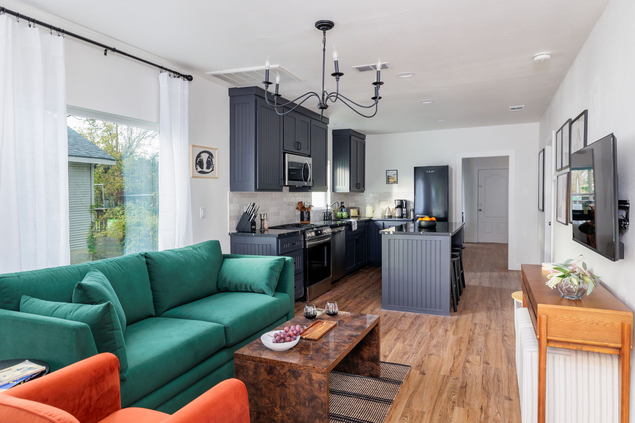 3br Bungalow, Walk Downtown | Eastsider - Portoro