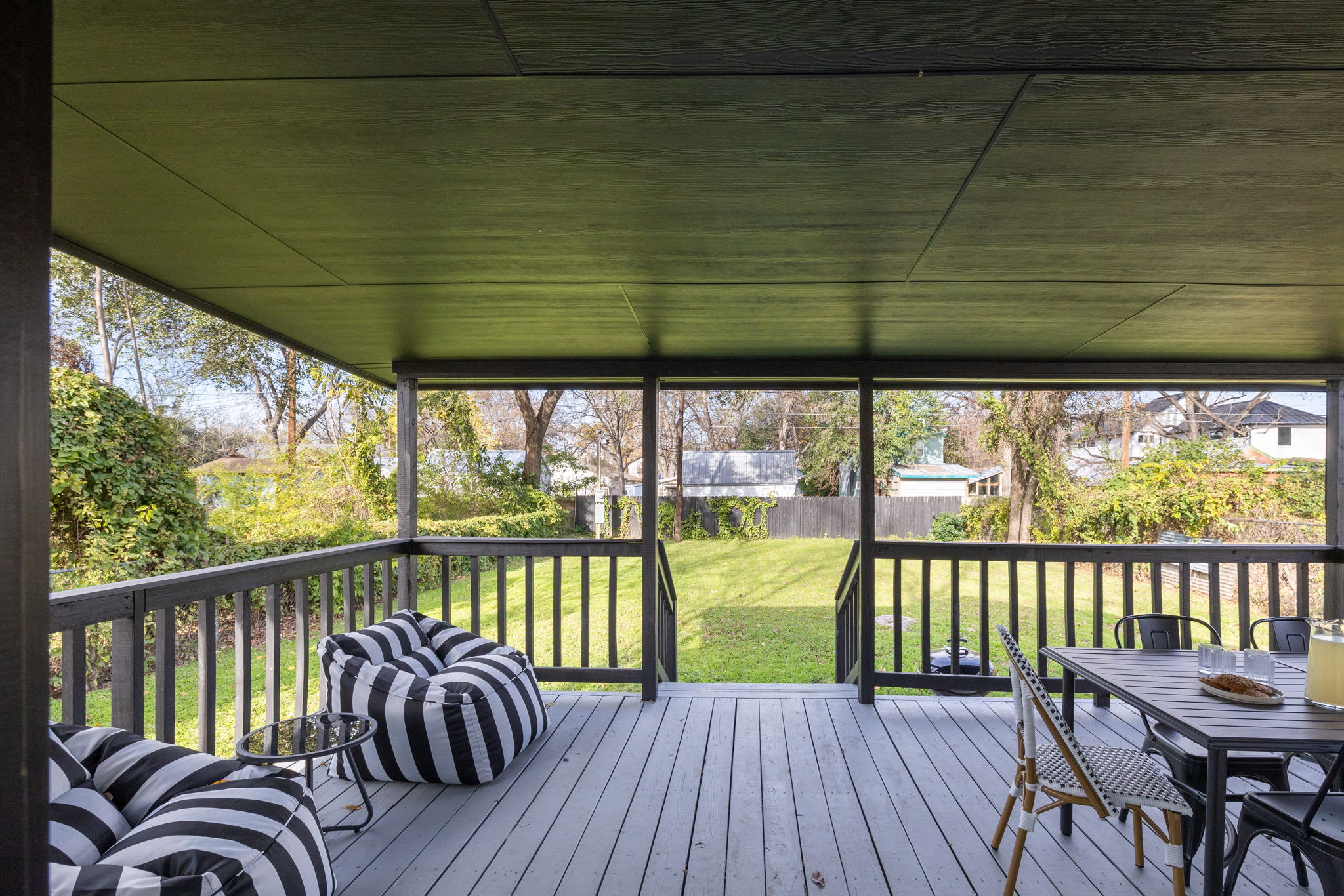 3br Bungalow, Walk Downtown | Eastsider - Portoro
