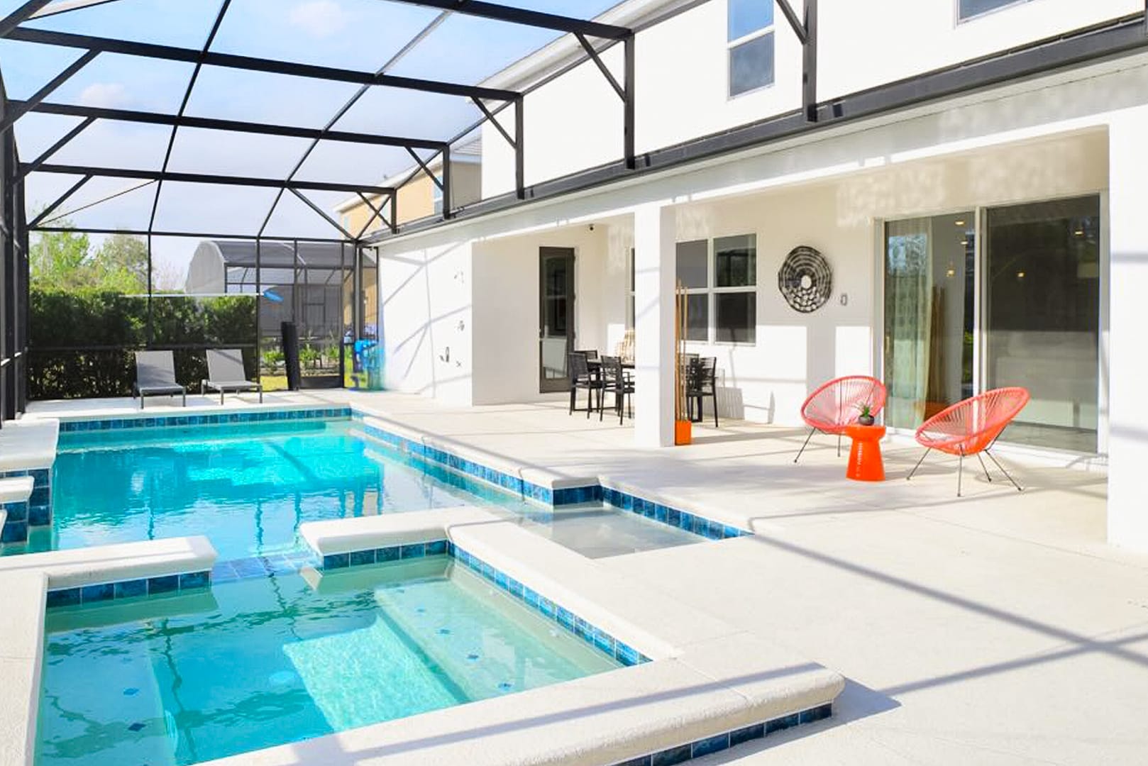 Private Swimming Pool and Hot Tub