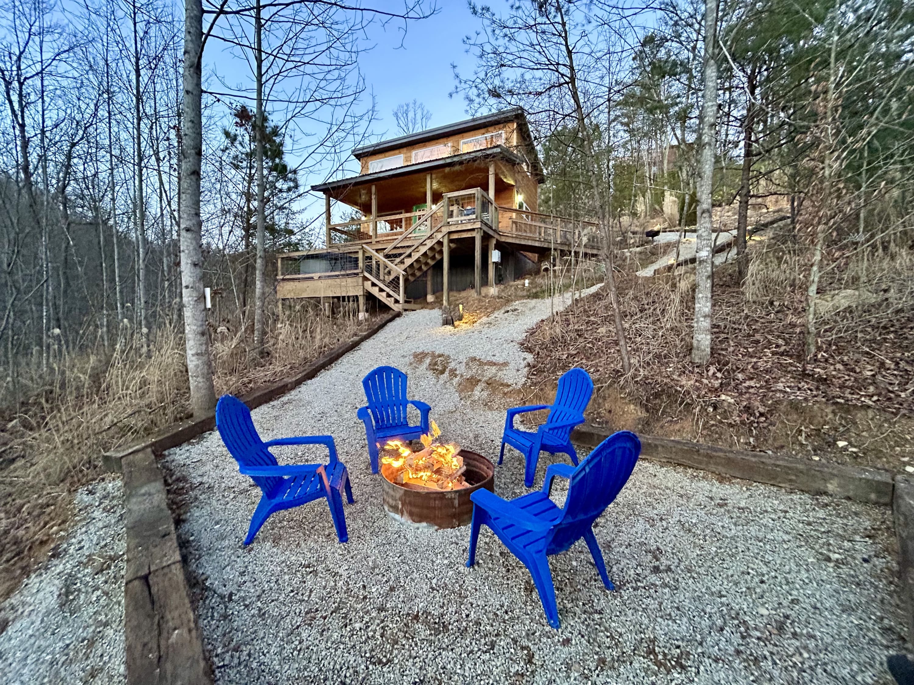Muir's Retreat - Hot Tub | Pet Friendly | Private | Located Just Minutes from Nada Tunnel! — Stanton, KY — vacation rental