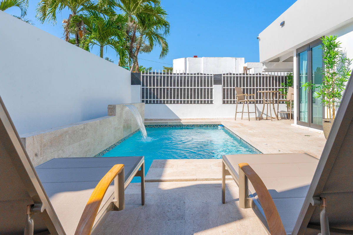 Renovated 3 BR House in Dorado del Mar Aqua Dorado