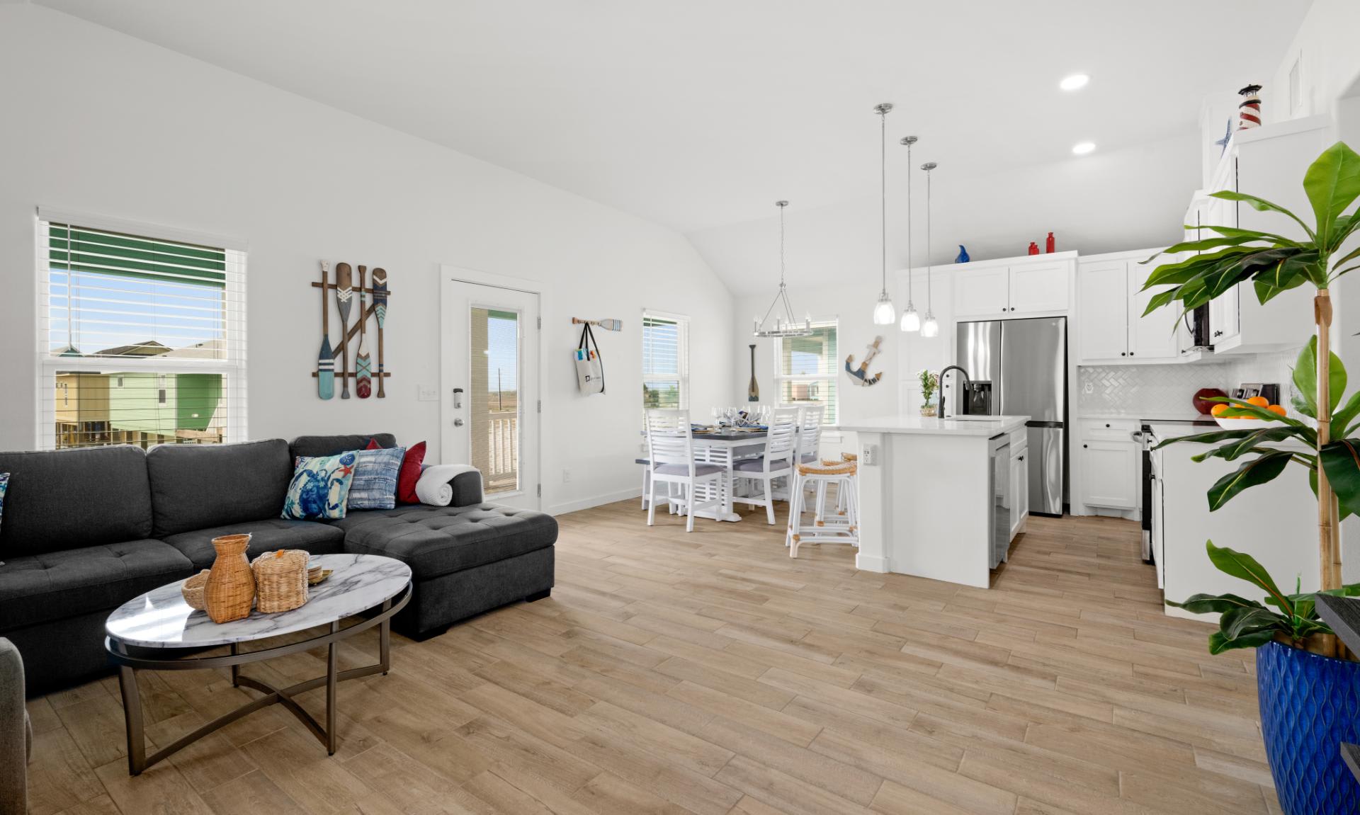 Pool, patio and bunks | The Green Casita - Portoro