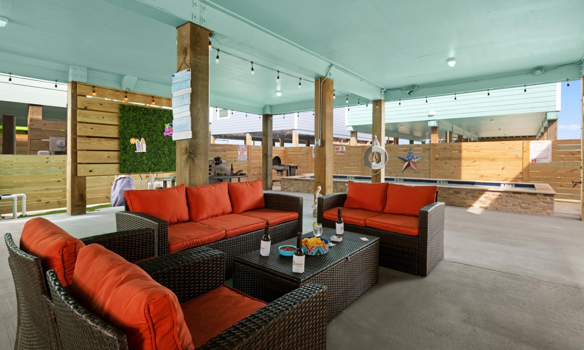 Pool, patio and bunks | The Green Casita - Portoro