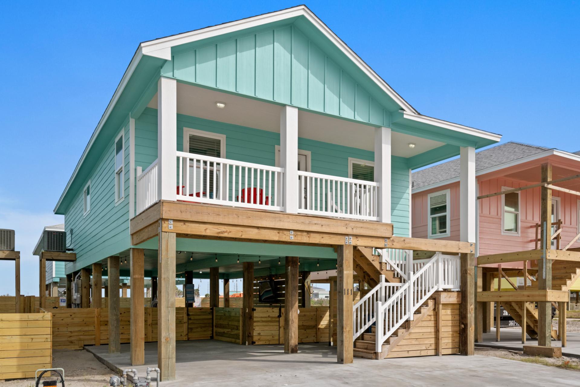Pool, patio and bunks | The Green Casita - Portoro