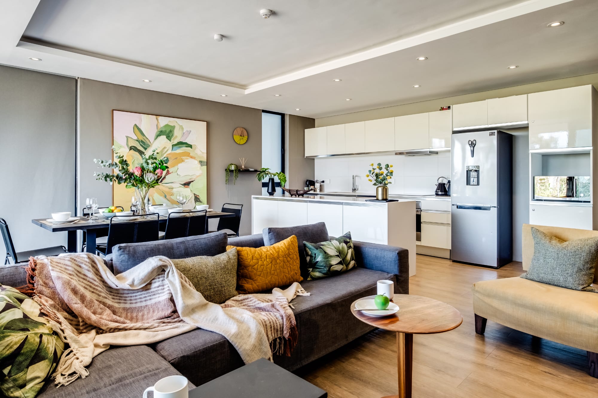 Urban Chic Apartment close to Waterfront Warwick 6