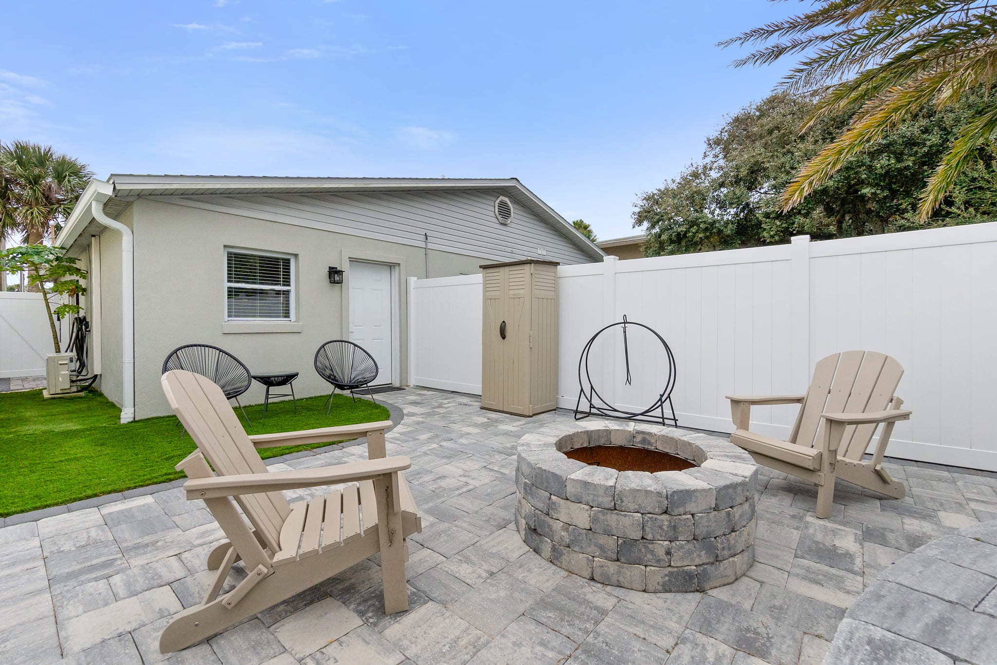 Deja Blue | Fire pit | Steps to Beach | Dogs OK — photo 19