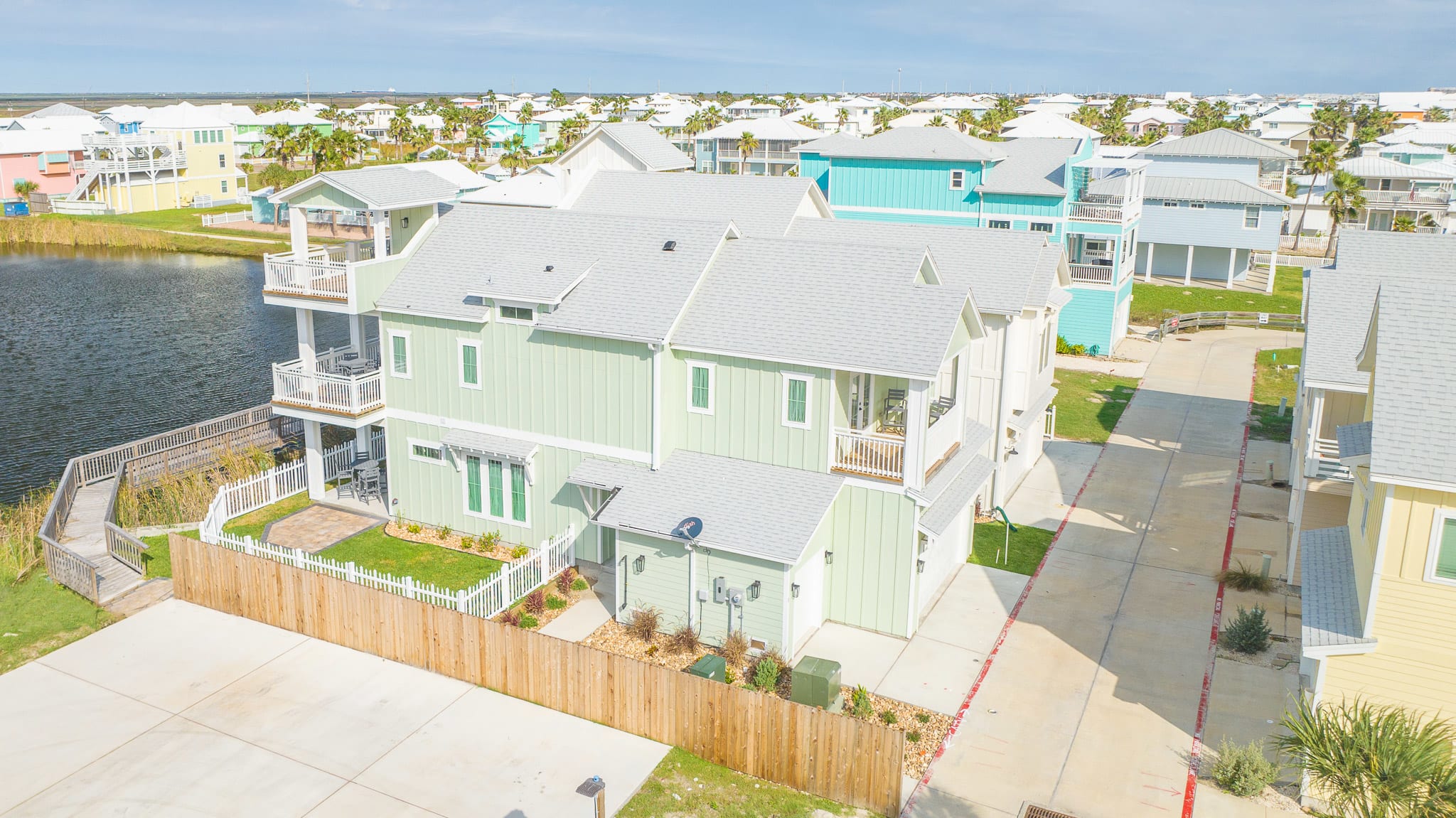 Casa Driftwood #1 | Starkey by Portoro