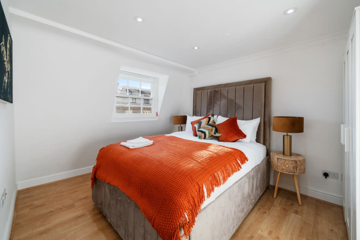 Victorian 2B Apartment in Paddington St in Chilworth Street W2 - Property image 3 - VivreStays