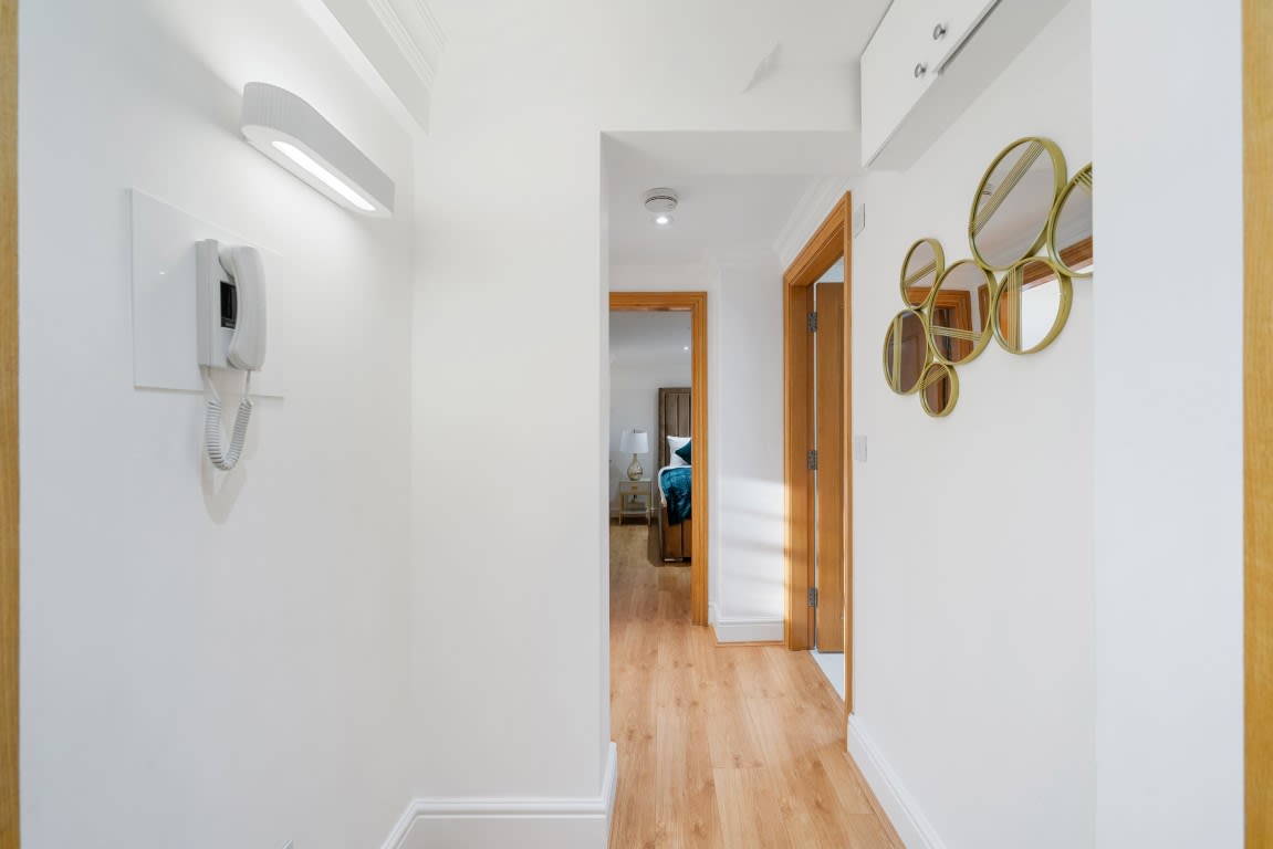 Victorian 2B Apartment in Paddington St in Chilworth Street W2 - Property image 10 - VivreStays