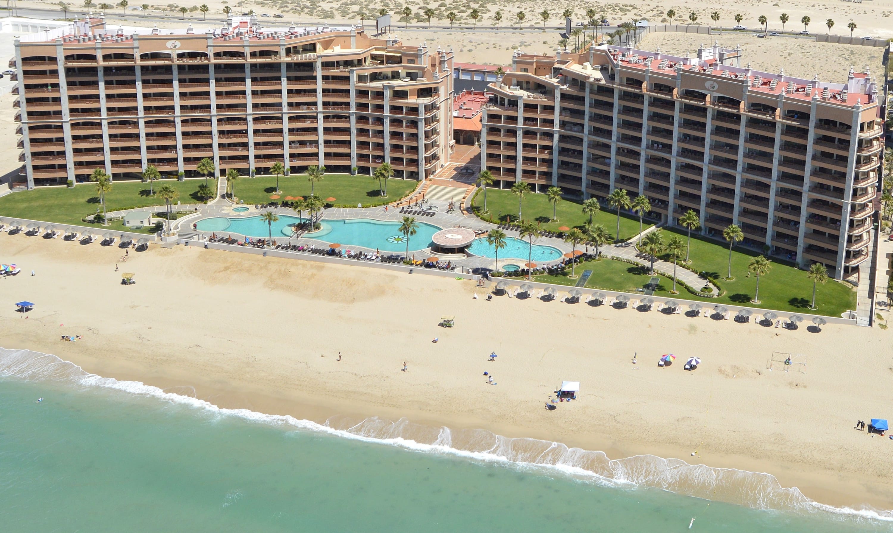 Beachfront Sandy Beach at Sonoran Sun Resort - Picture 1