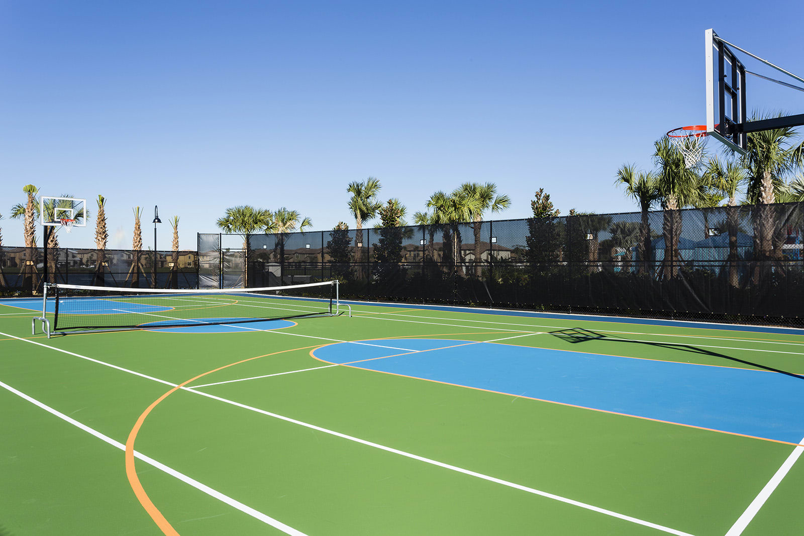 Multipurpose sports court