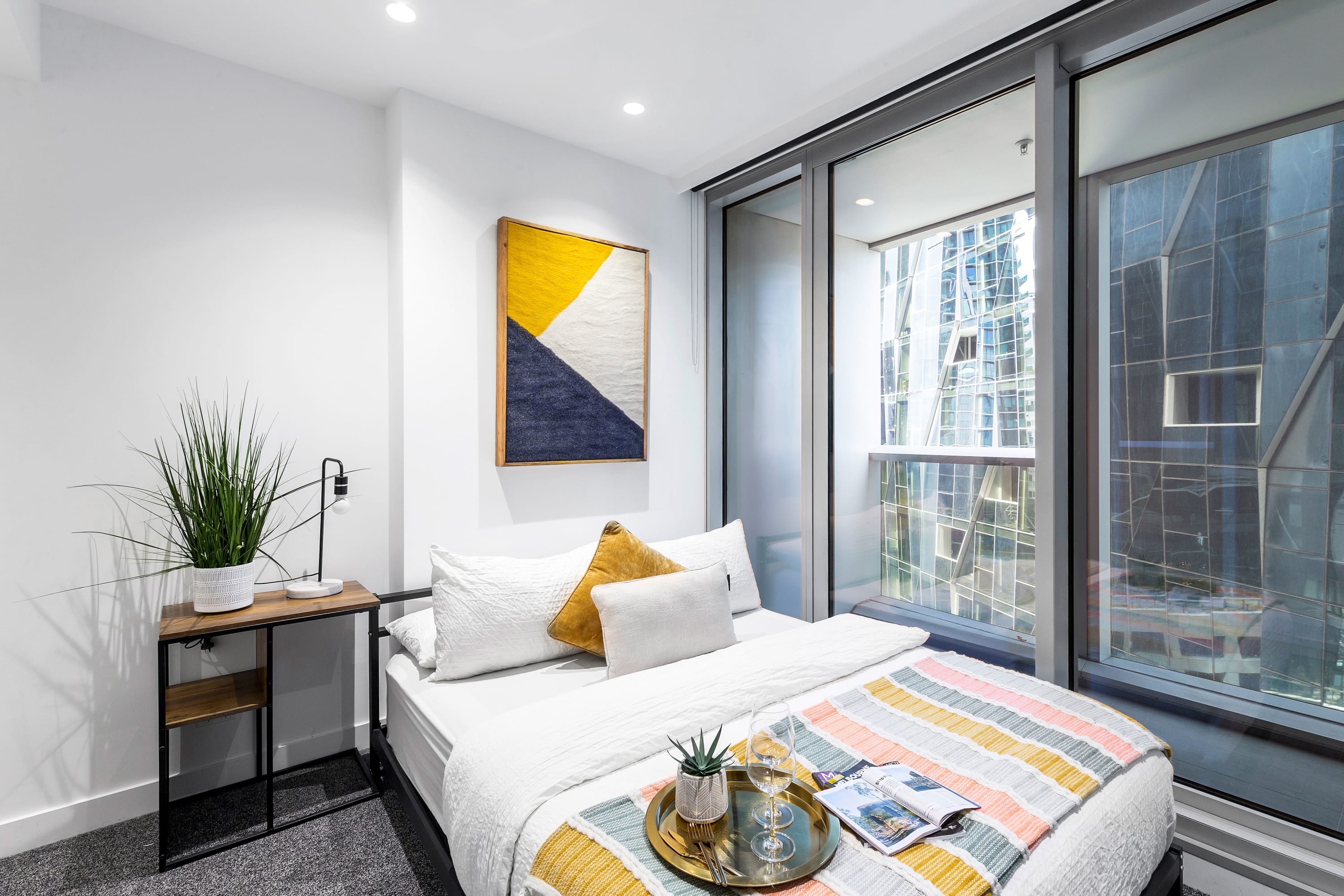 A Lovely Apt Right Next to Southern Cross Station — Melbourne, Victoria — vacation rental