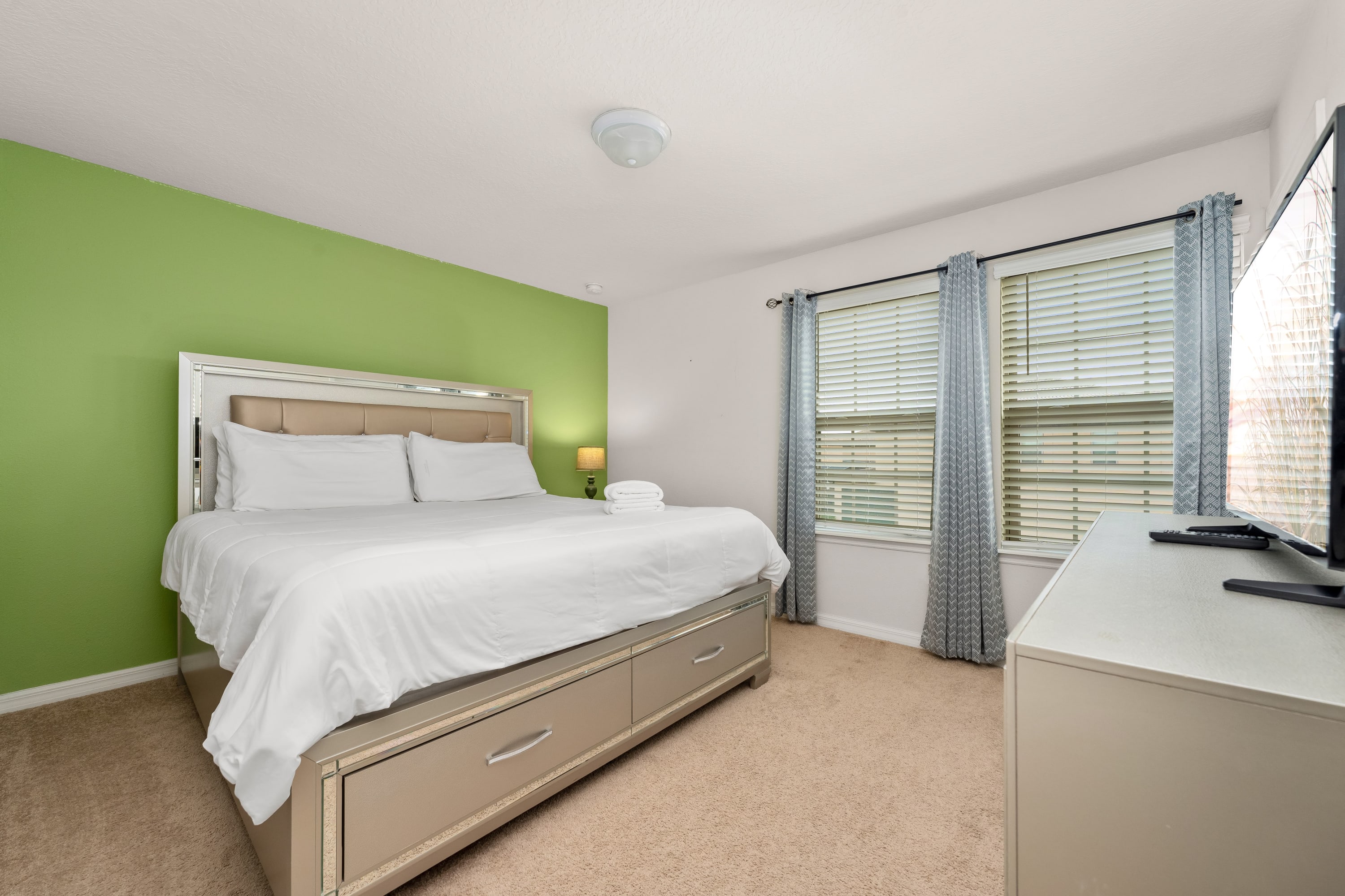 8BR Near Disney + Private Pool + EV Charger + Free Waterpark