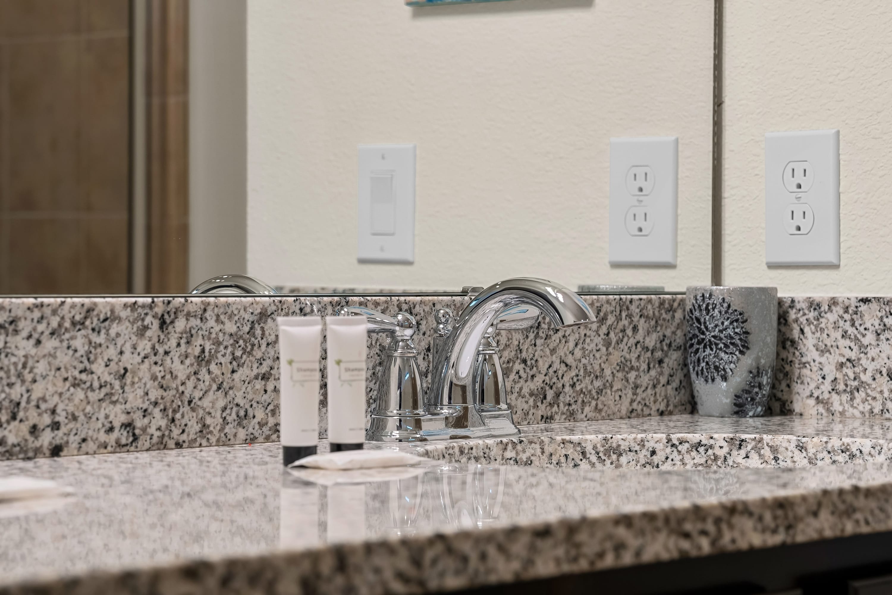 8BR Near Disney + Private Pool + EV Charger + Free Waterpark