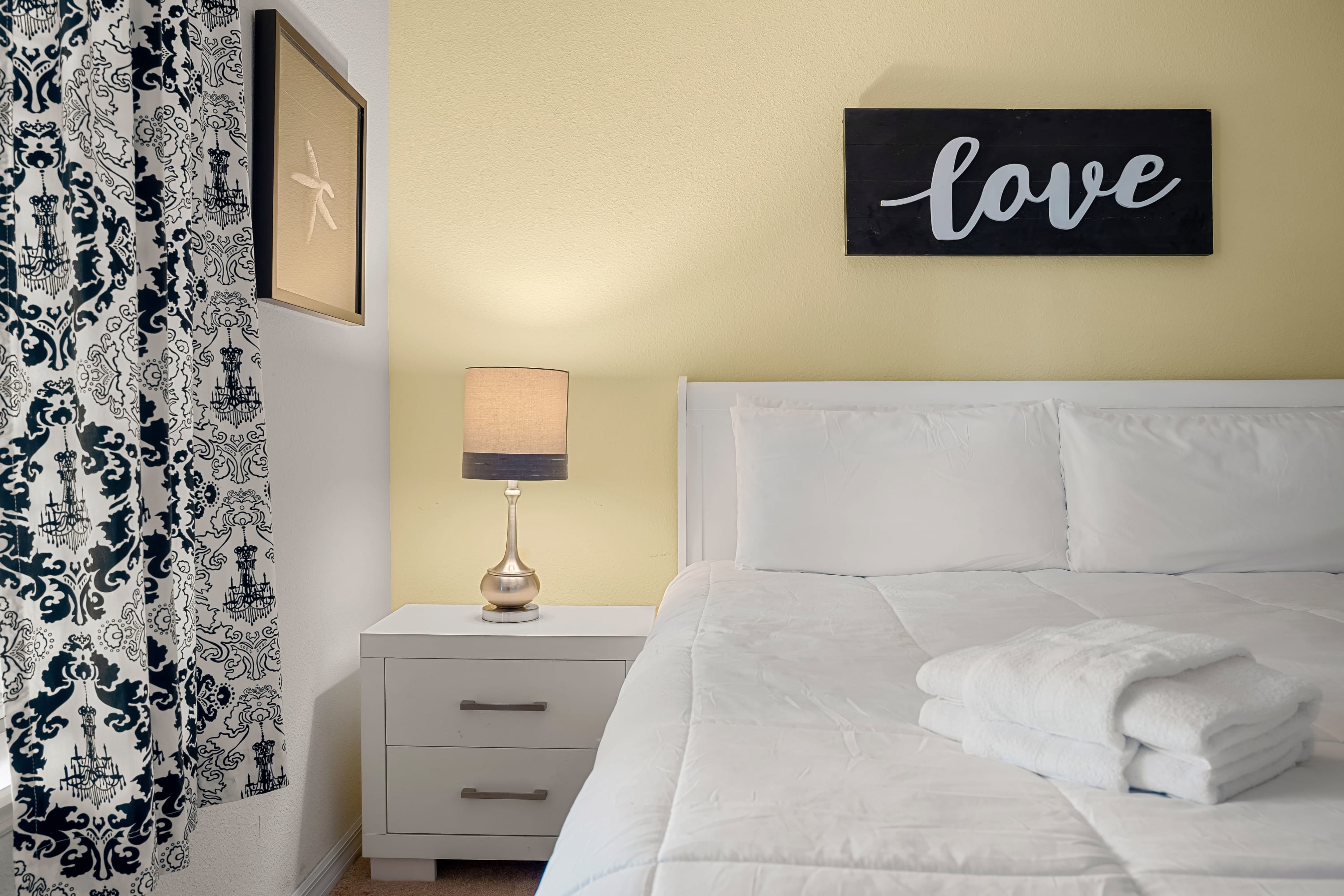 8BR Near Disney + Private Pool + EV Charger + Free Waterpark