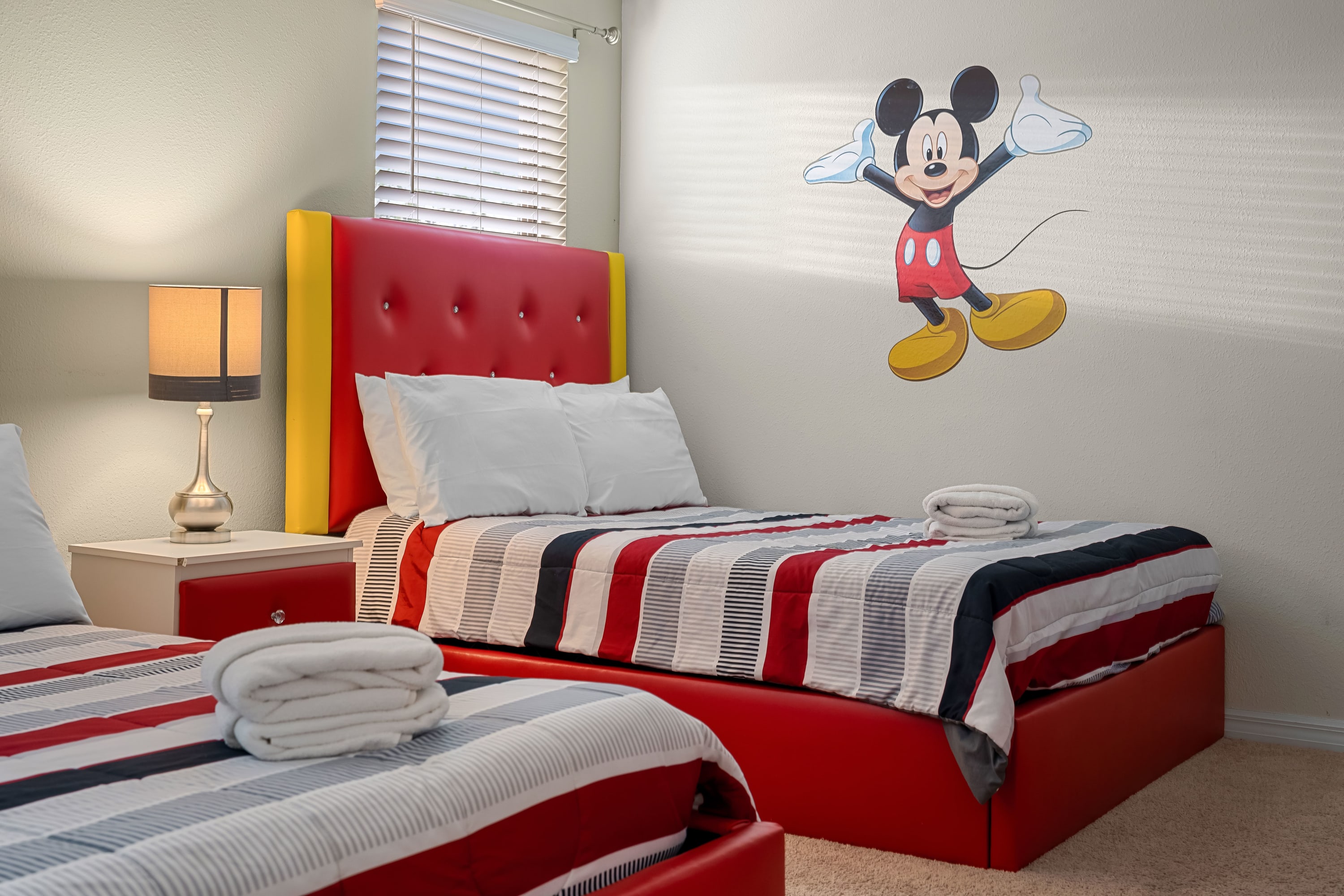 8BR Near Disney + Private Pool + EV Charger + Free Waterpark