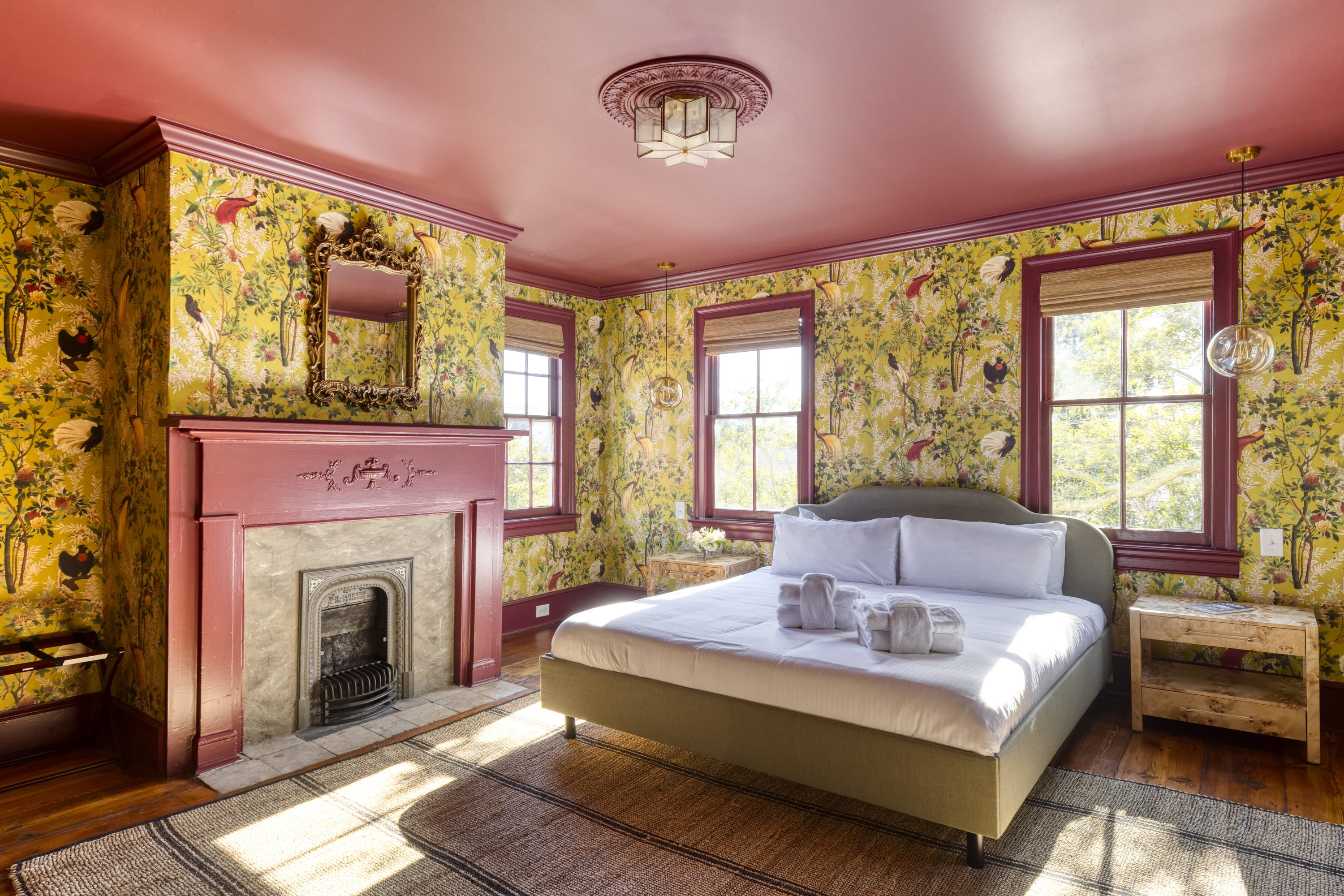 The Nicholas King Suite- Walk to King — Charleston, SC — vacation rental
