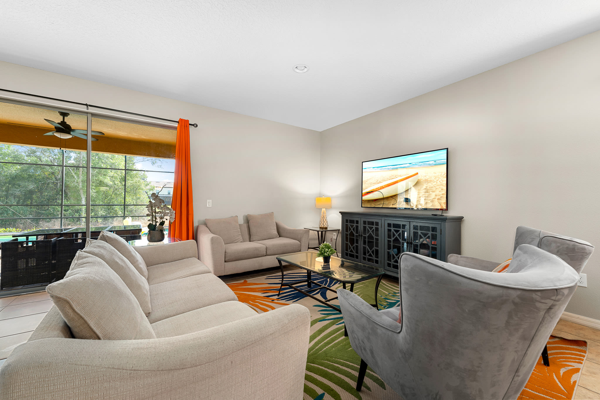 Family villa w/private pool & game room