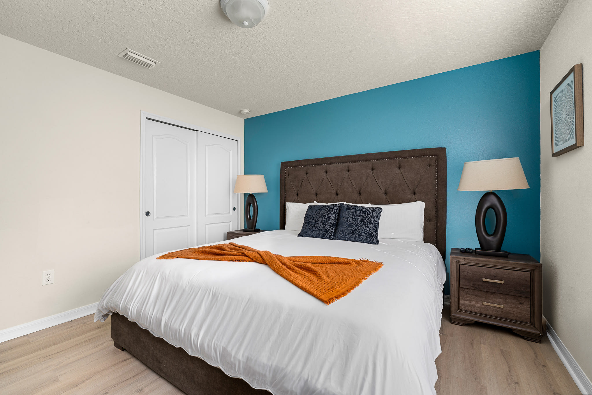 Family villa w/private pool & game room