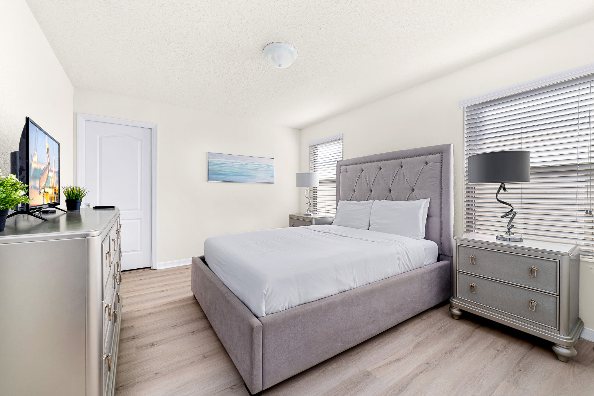 Family villa w/private pool & game room