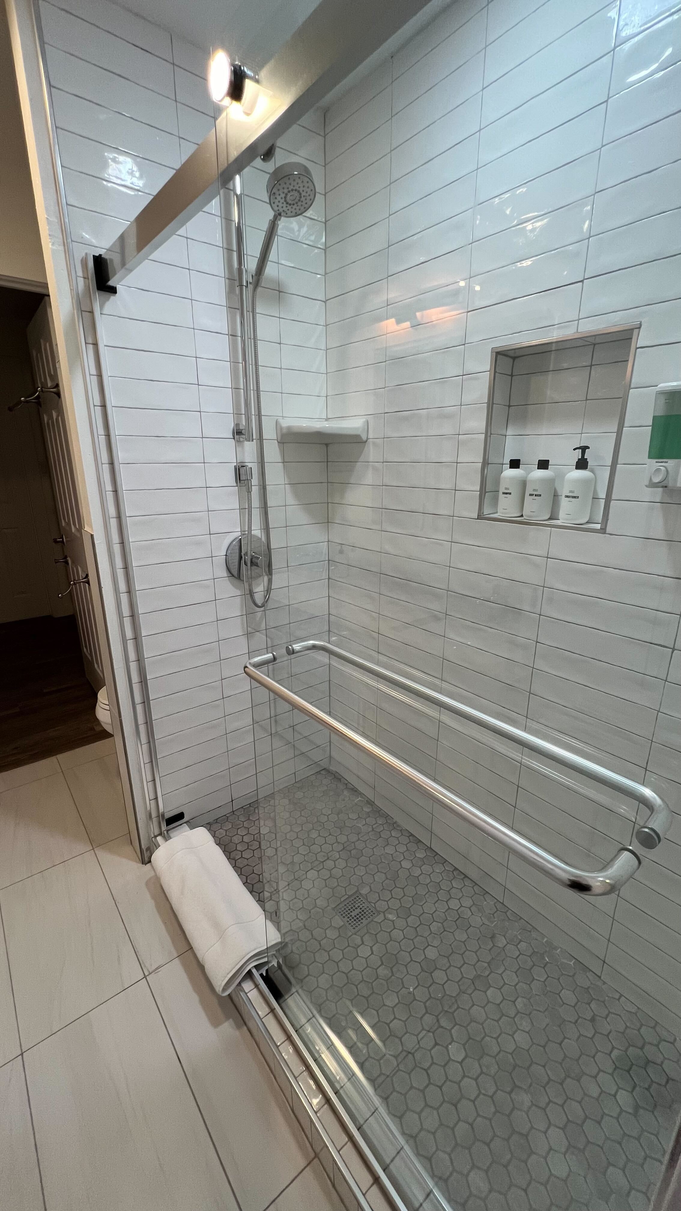Hot Tub, Event Friendly | Terrace - Portoro