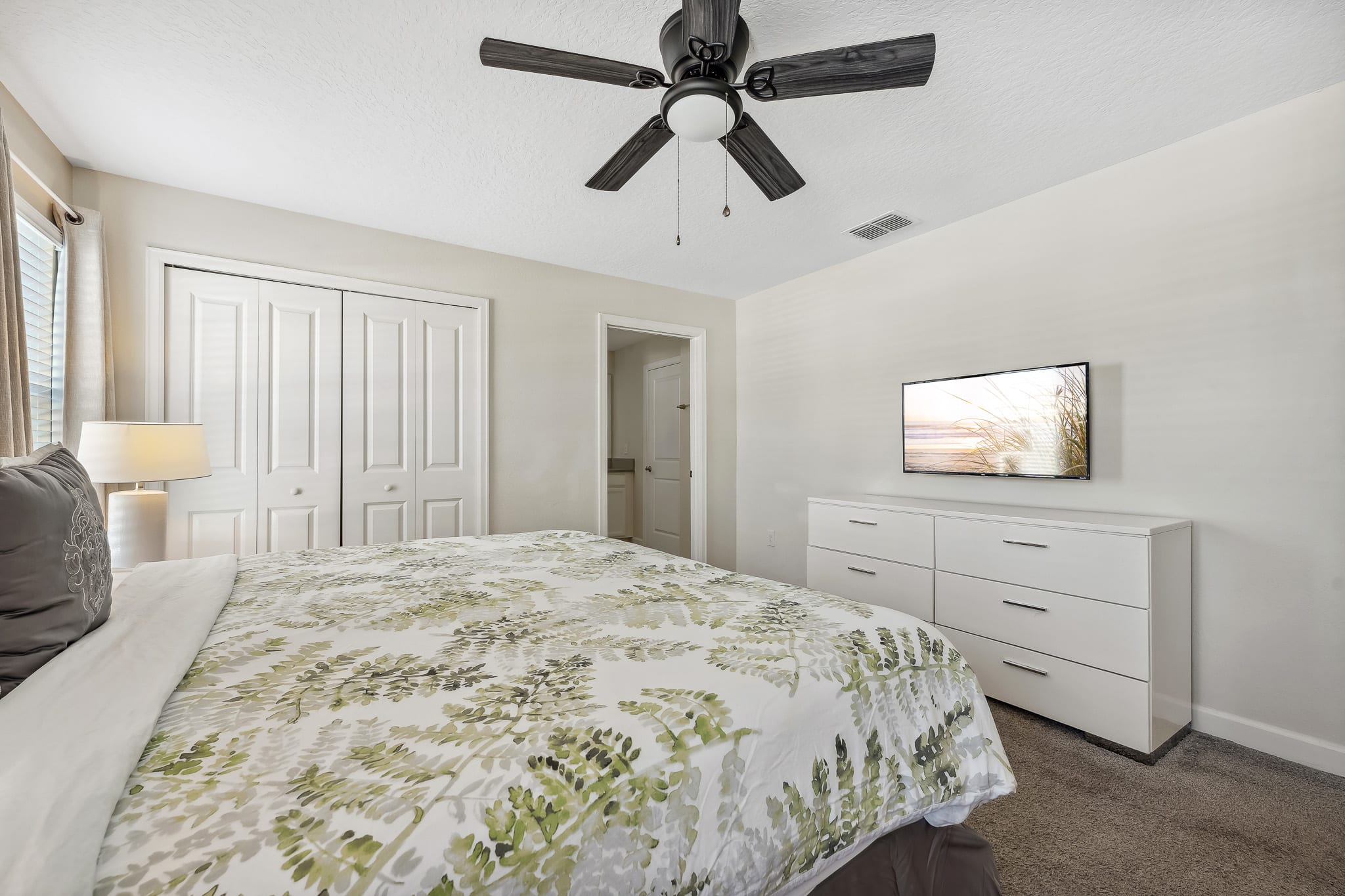 Townhome near Disney w/ private pool