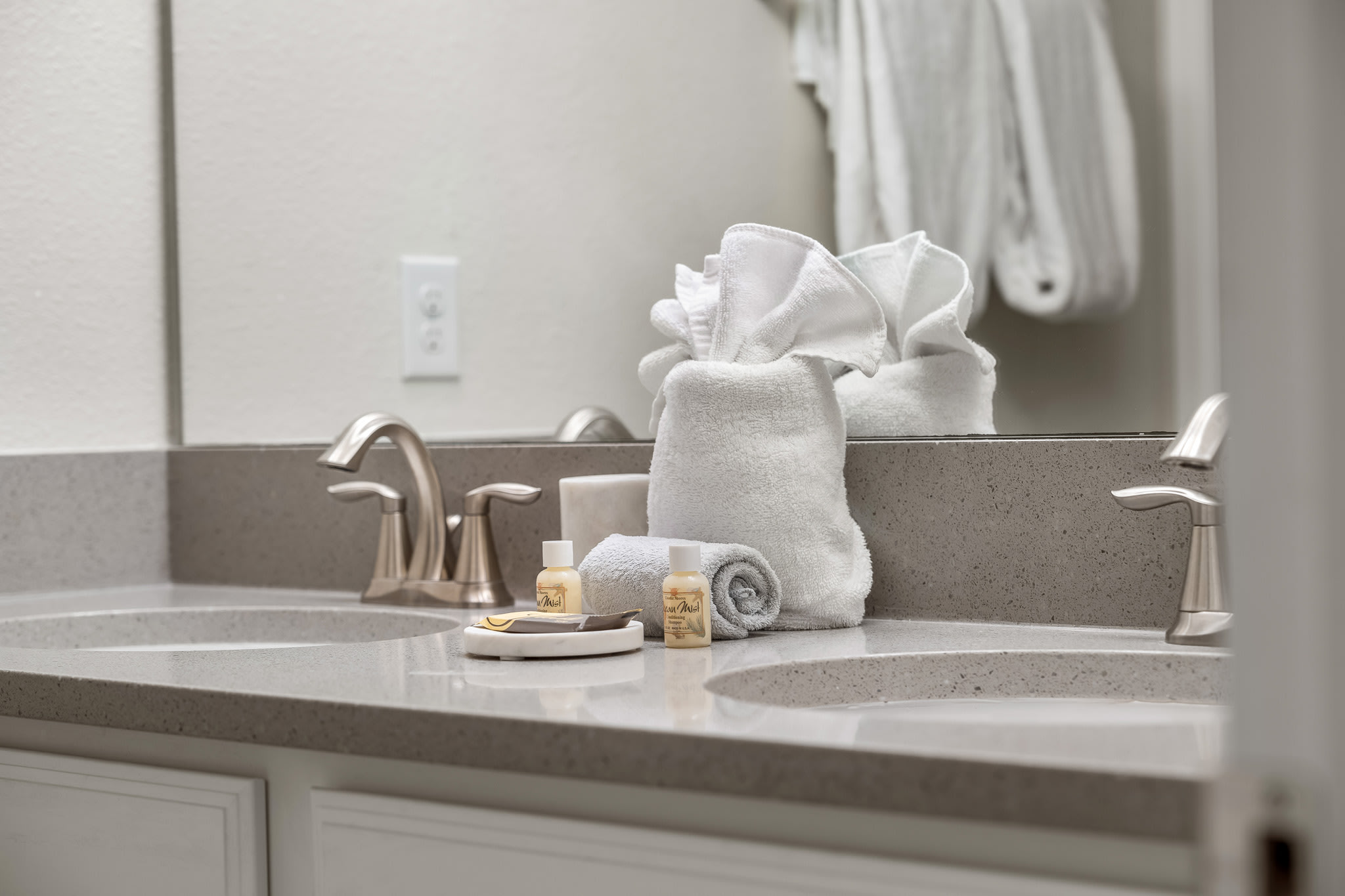 Townhome near Disney w/ private pool