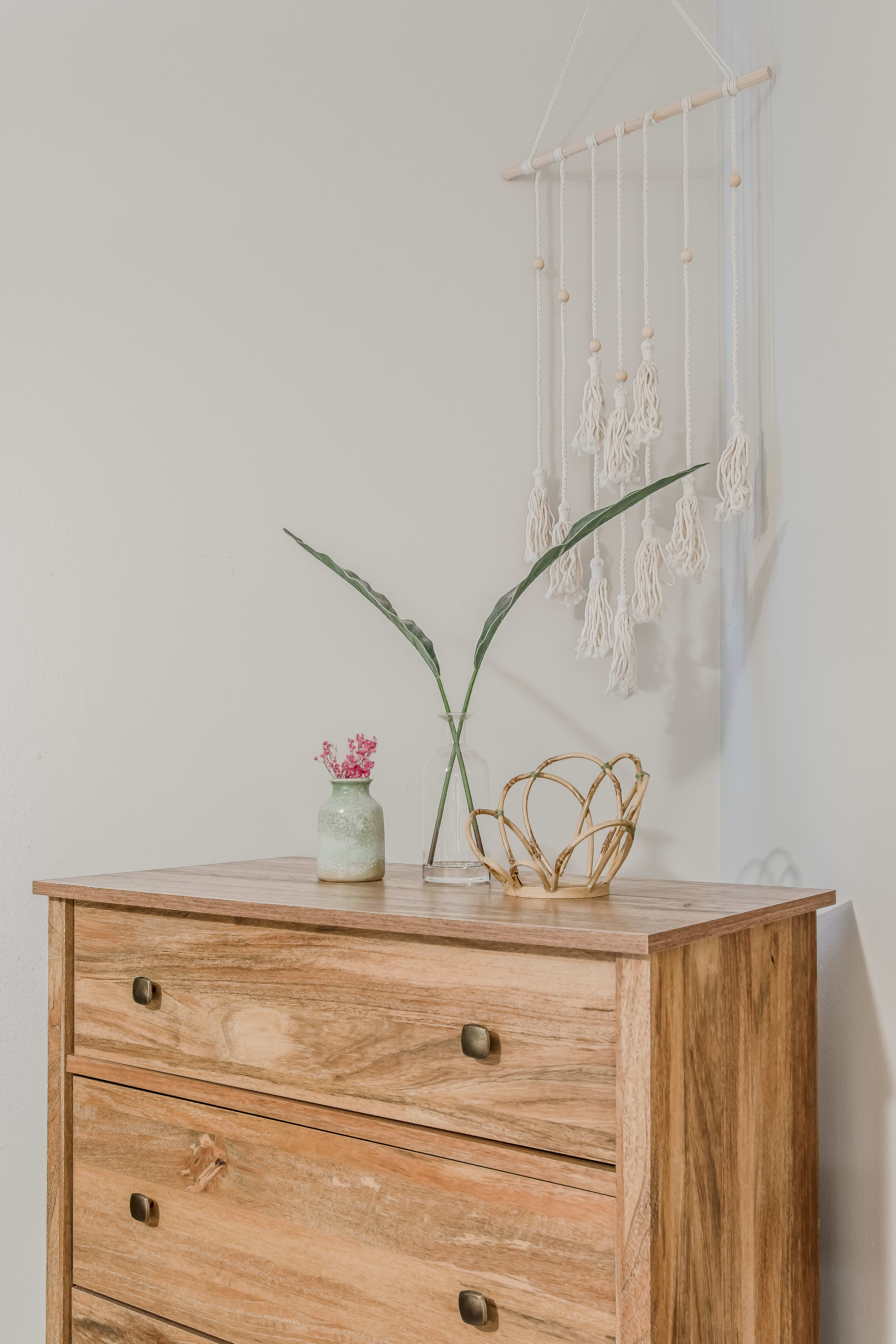 10 Mins to Beach – 2BR Private Pool + Grill