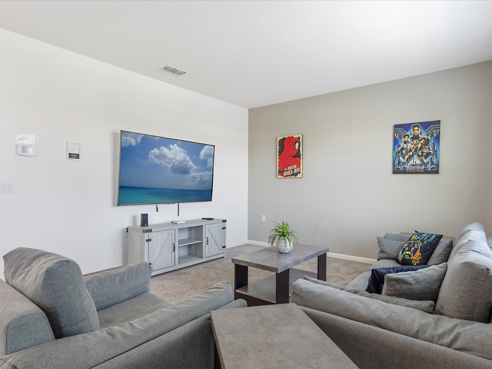 Spacious lounge w/ plush sofas, great for gathering & relaxing.