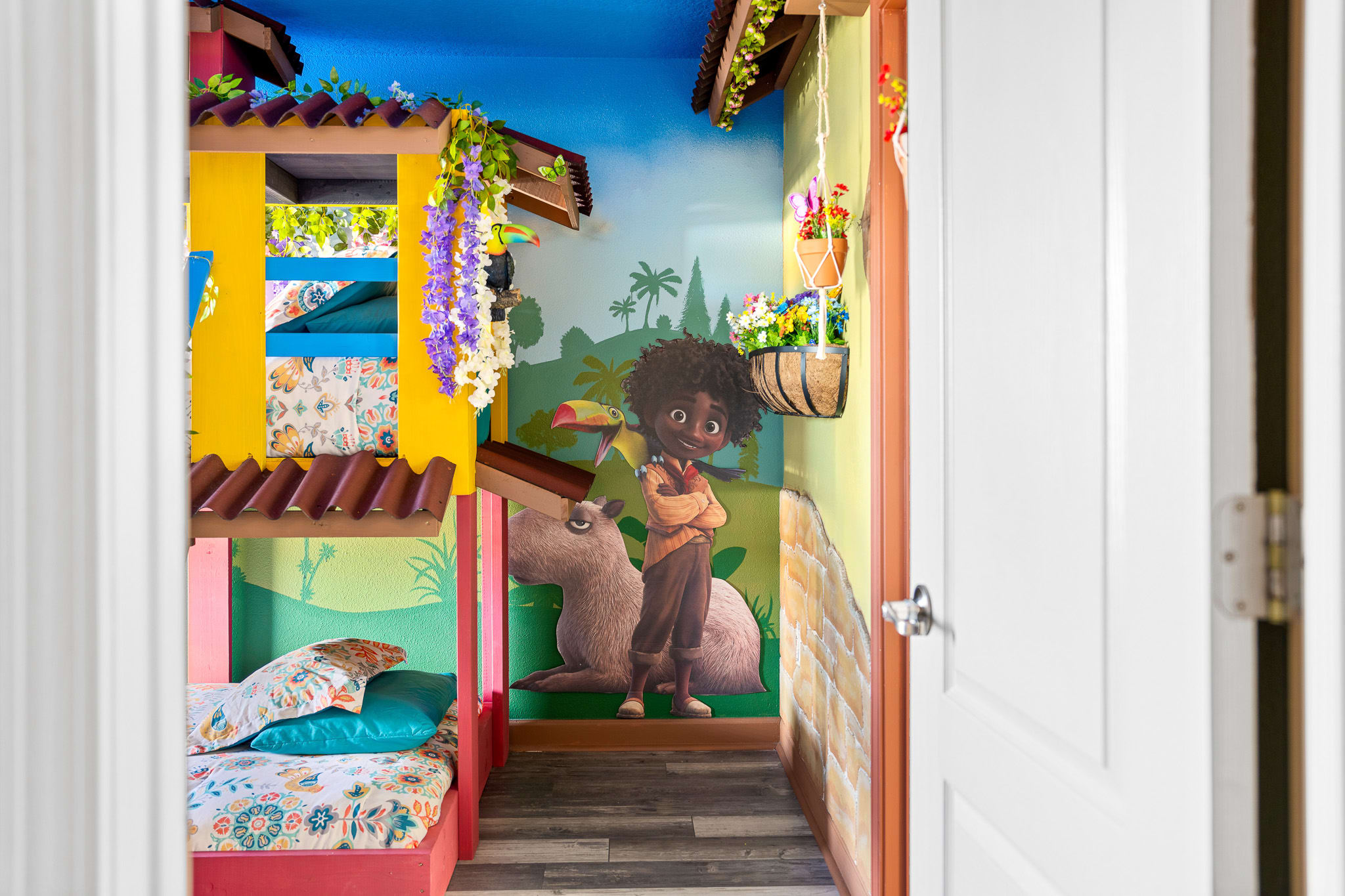 Heated Pool +  Hot Tub + Waterpark + Lazy River