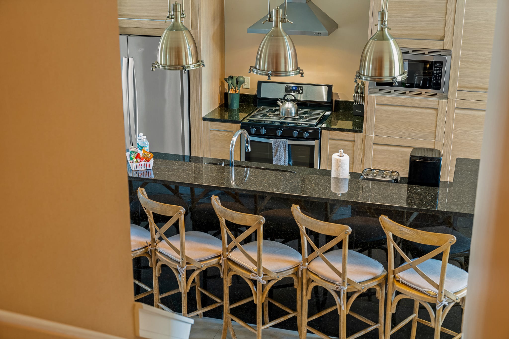 4 BR Home w/ Resort Amenities + 3 MI to Disney