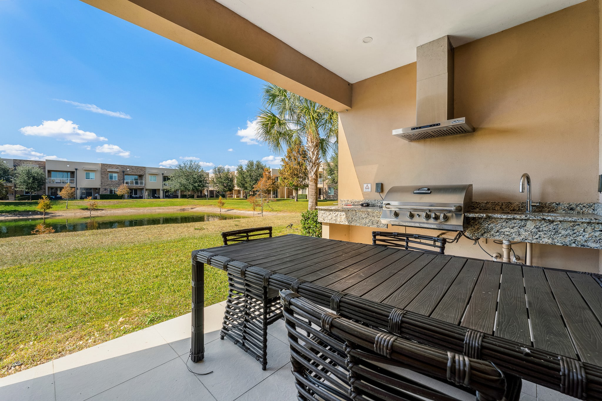 4 BR Home w/ Resort Amenities + 3 MI to Disney