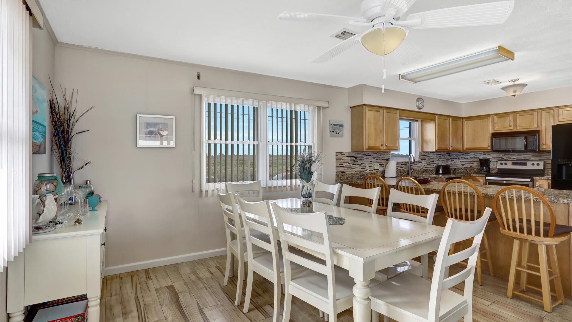 Pearl of the Sea | Wren Beach Rentals by Portoro