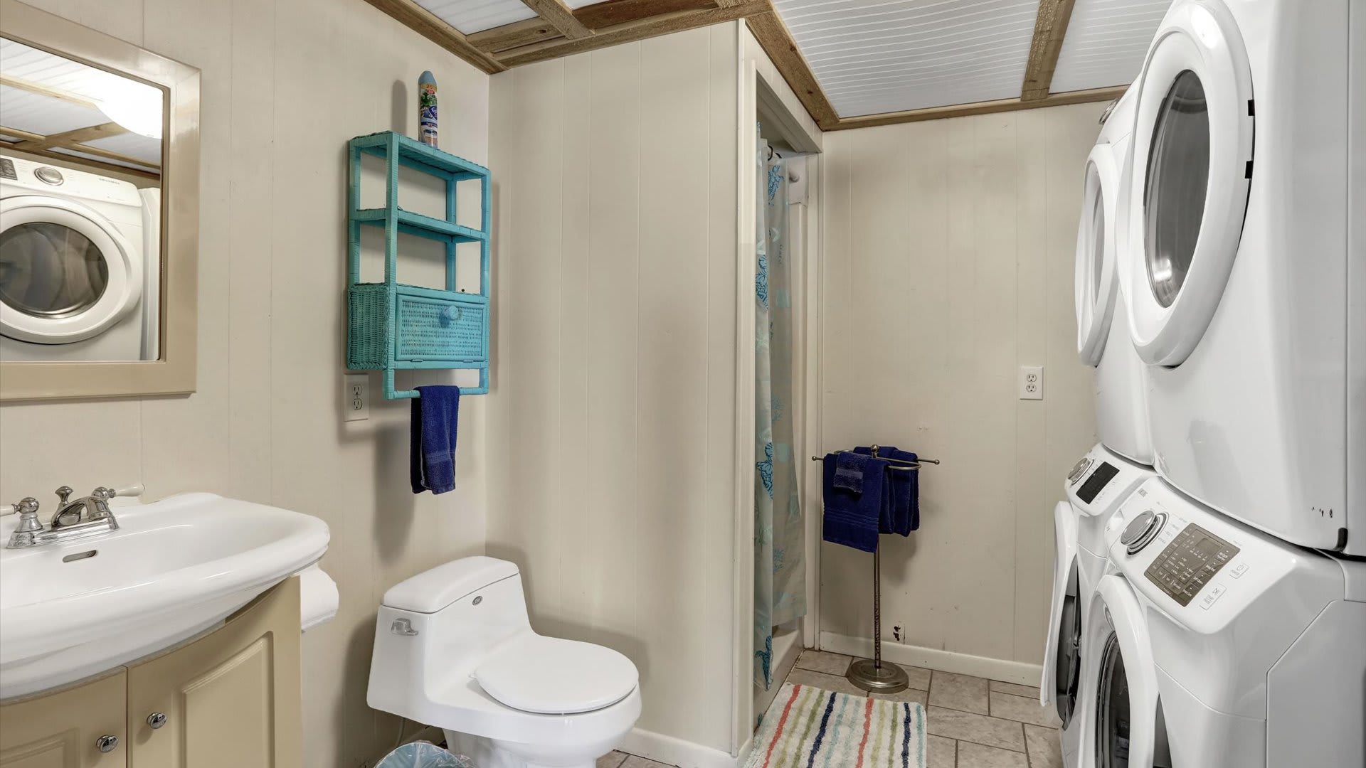 Pearl of the Sea | Wren Beach Rentals by Portoro