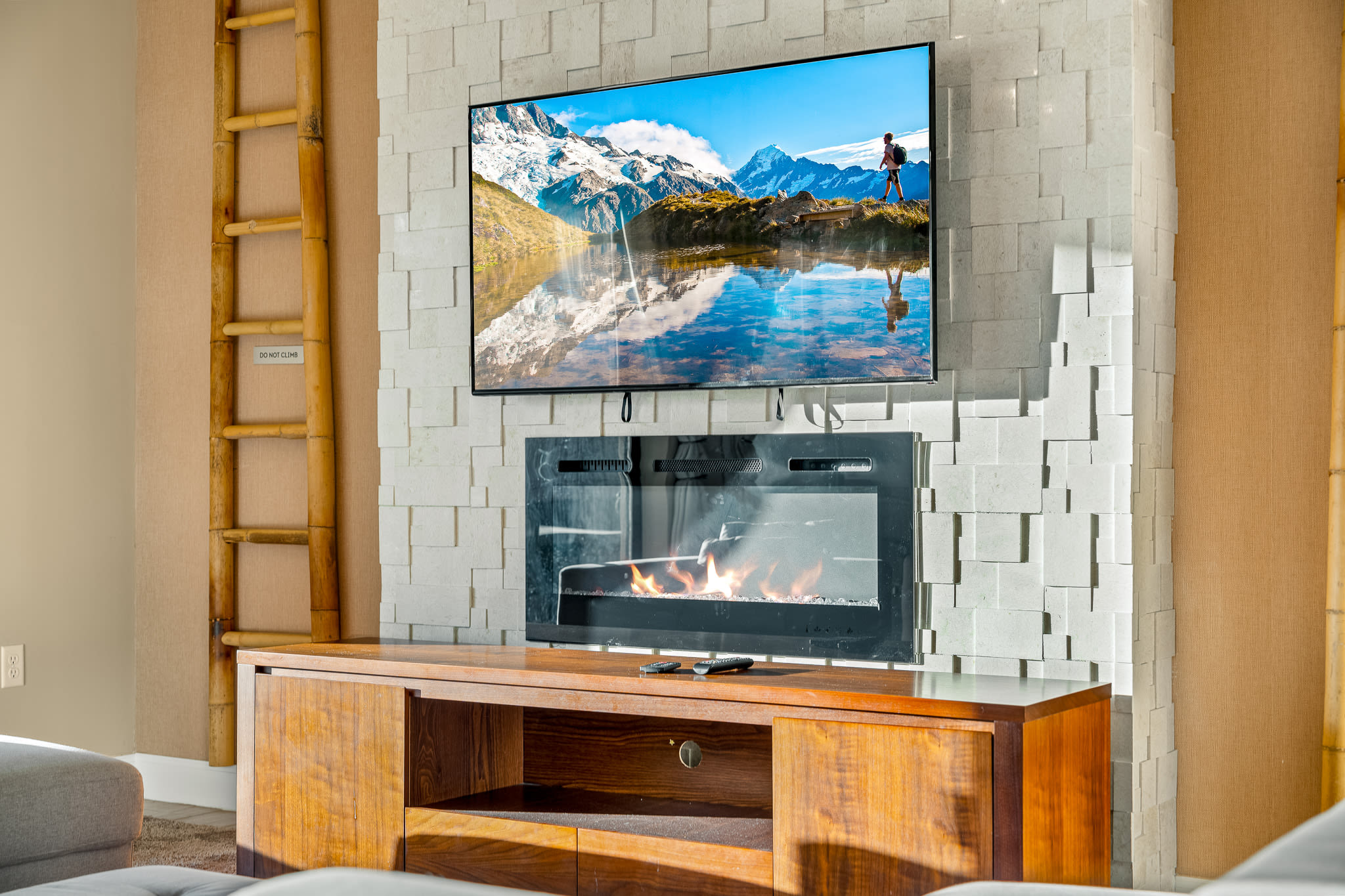 Private villa near Disney w/pool & tennis