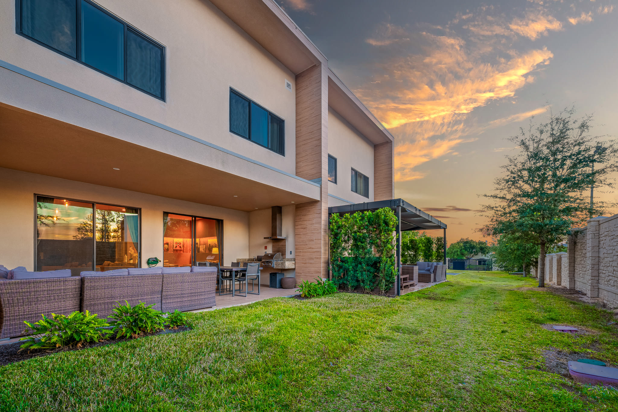 Private villa near Disney w/pool & tennis