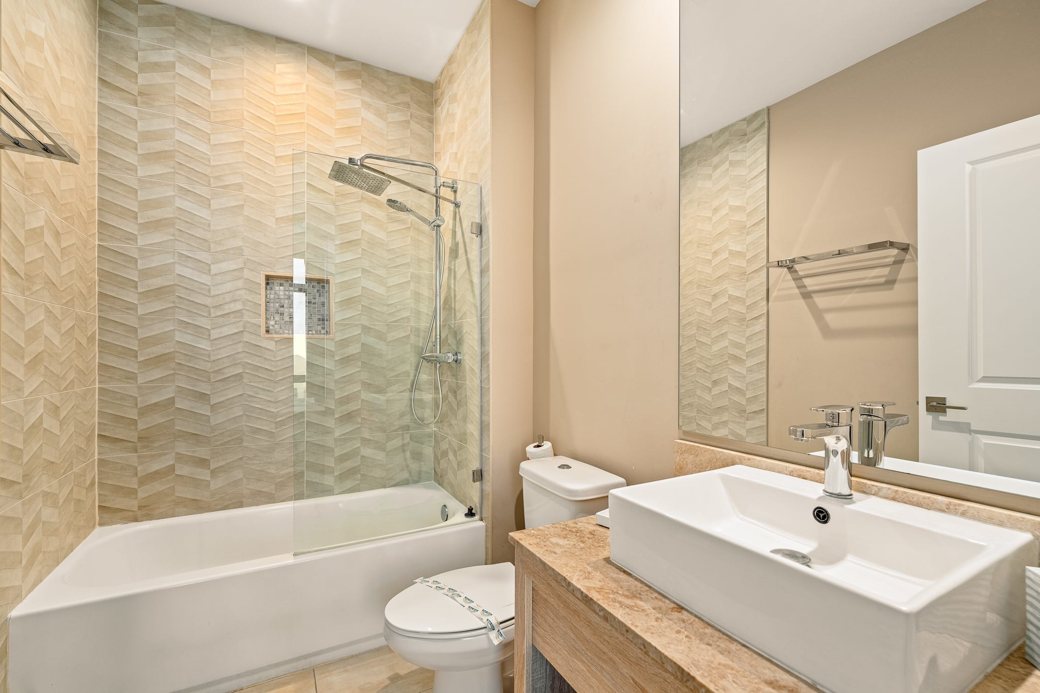 Private villa near Disney w/pool & tennis