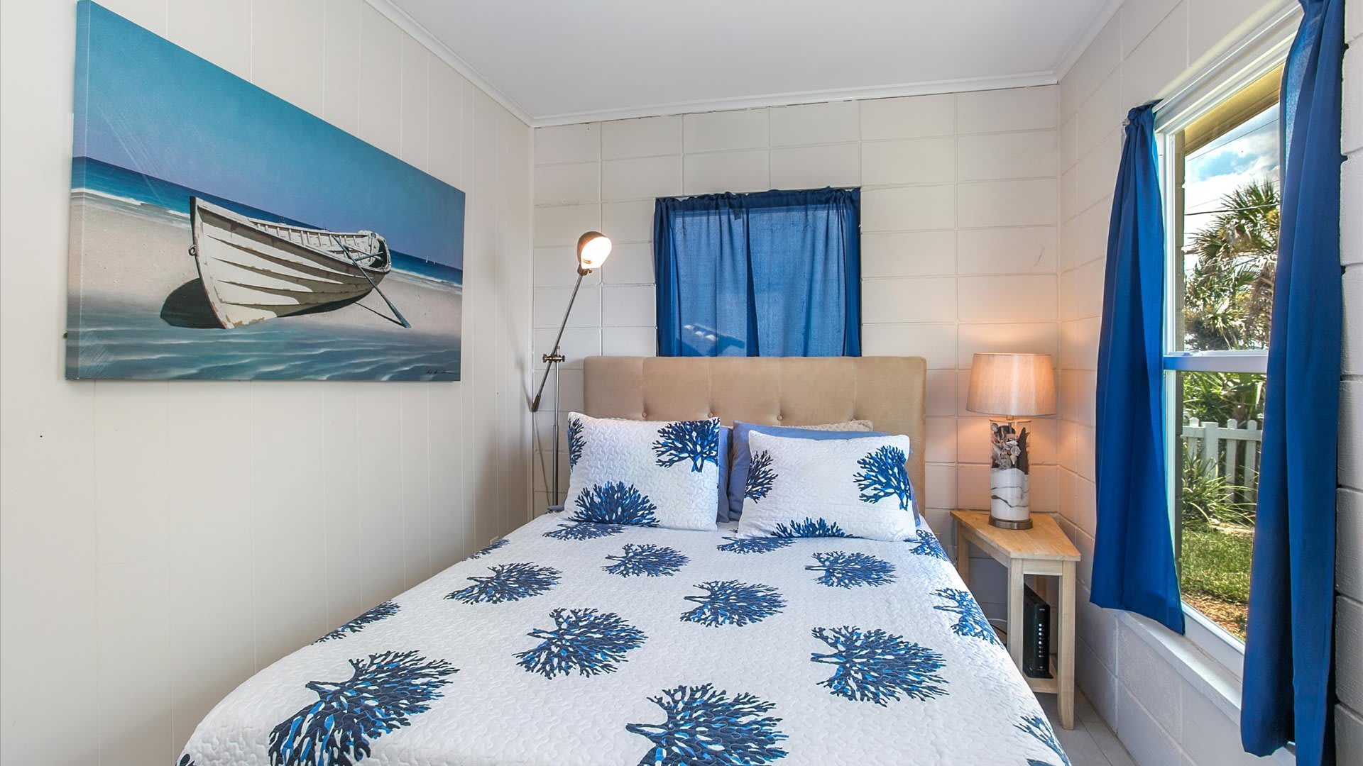 Beachy Bungalow | Wren Beach Rentals by Portoro